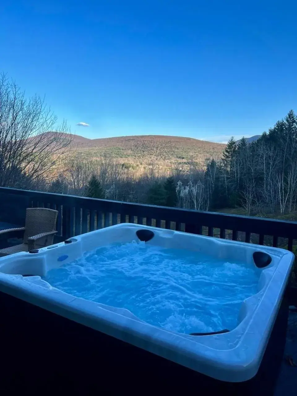 Two-Bedroom Suite in The Haüs Windham - Spacious Suites, Hot Tub, Mountain Views! Two-Bedroom Suite in The Haüs Windham - Spacious Suites, Hot Tub, Mountain Views!