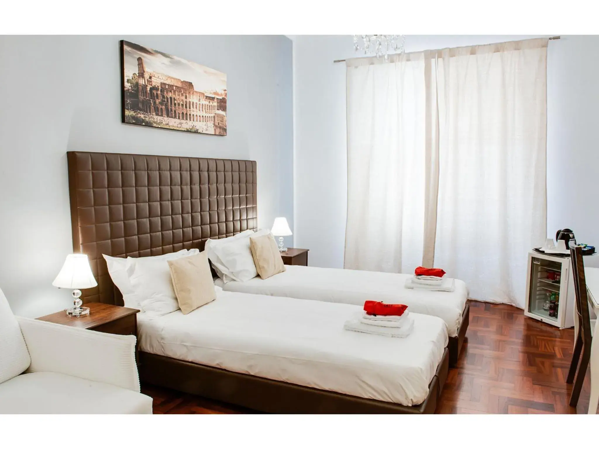 Triple Room in Lh Royal Suites Terrace Triple Room in Lh Royal Suites Terrace