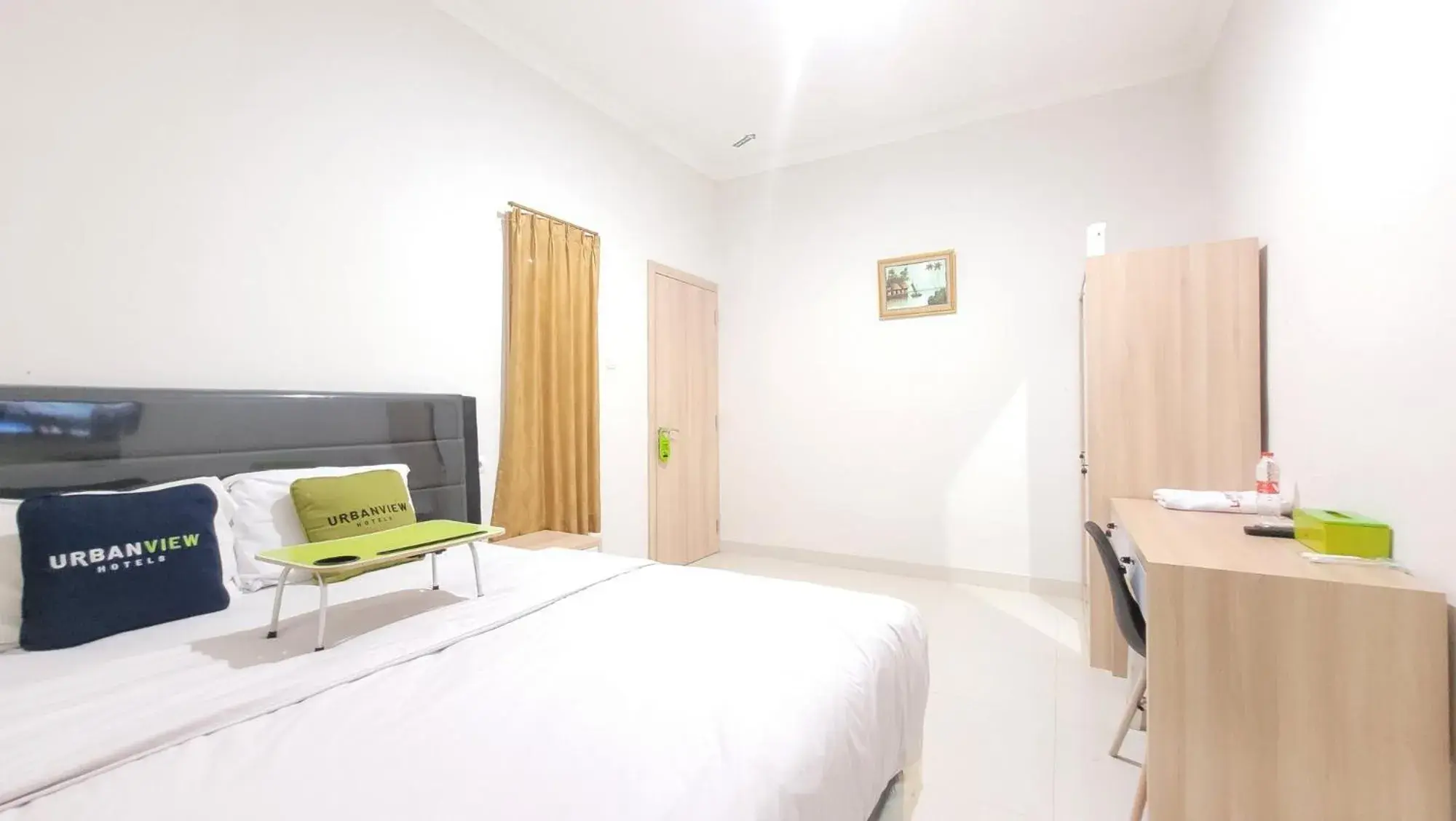 Urbanview Le Reno Inn Wirobrajan by RedDoorz Urbanview Le Reno Inn Wirobrajan by RedDoorz