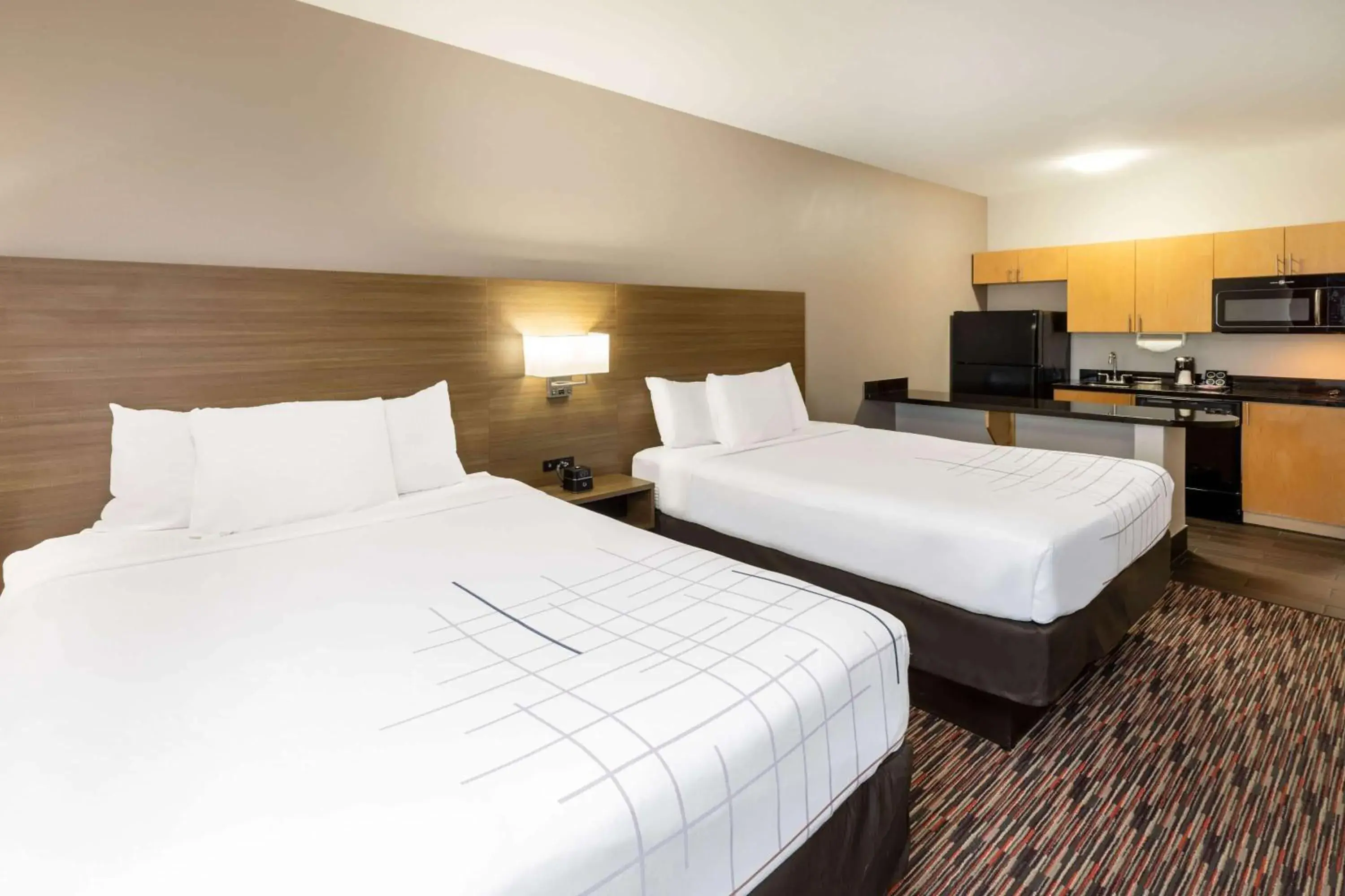 Deluxe Studio Suite with Two Queen Beds - Non-Smoking in La Quinta by Wyndham Wichita Falls - MSU Area Deluxe Studio Suite with Two Queen Beds - Non-Smoking in La Quinta by Wyndham Wichita Falls - MSU Area