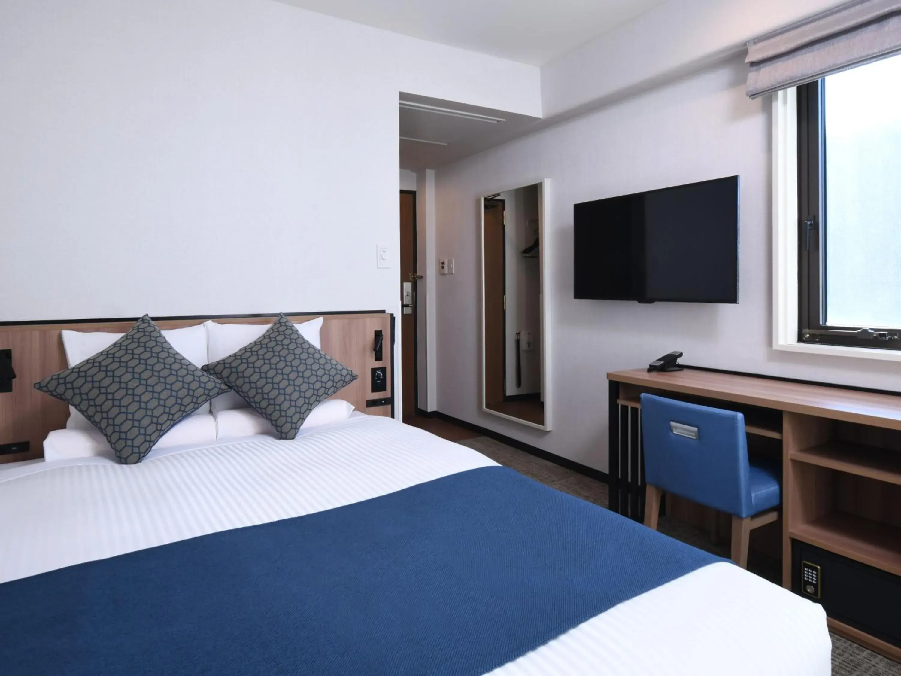 Standard Double Room - single occupancy - Non-Smoking in HOTEL MYSTAYS Atsugi Standard Double Room - single occupancy - Non-Smoking in HOTEL MYSTAYS Atsugi