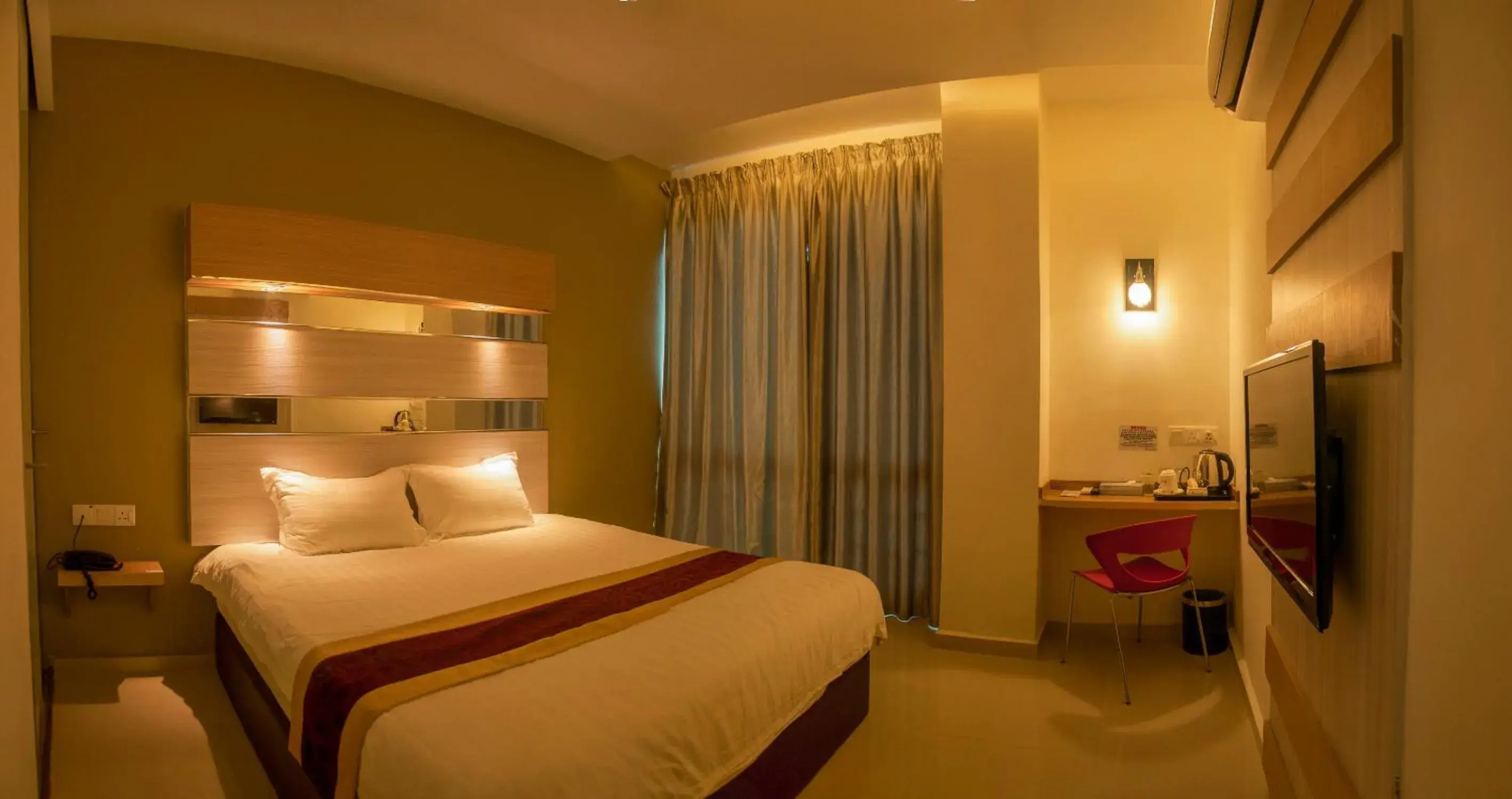 Standard King Room in Avantgarde Hotel Standard King Room in Avantgarde Hotel