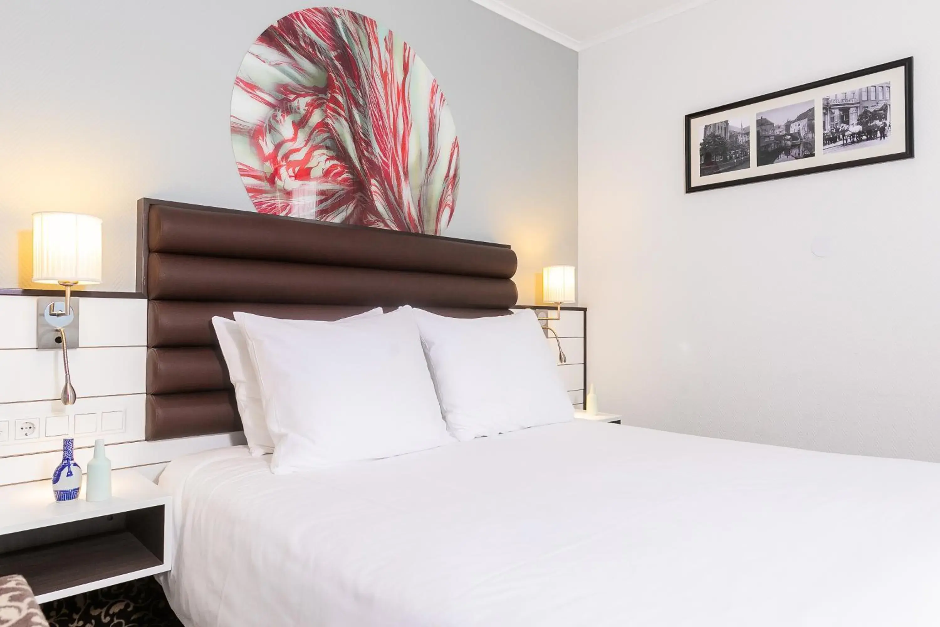 Small Double Room in Golden Tulip Hotel Central Small Double Room in Golden Tulip Hotel Central