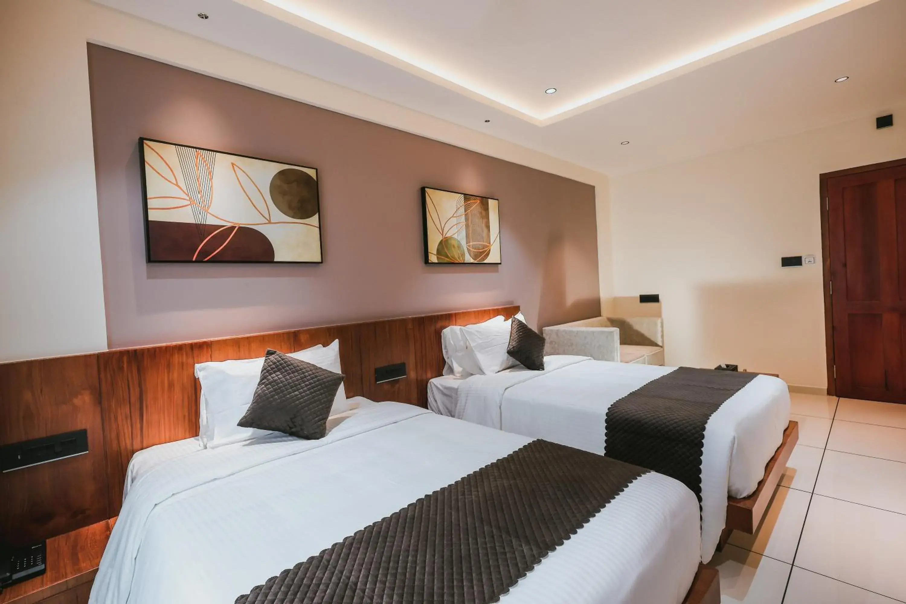 Deluxe Room in Fortview Suites Deluxe Room in Fortview Suites