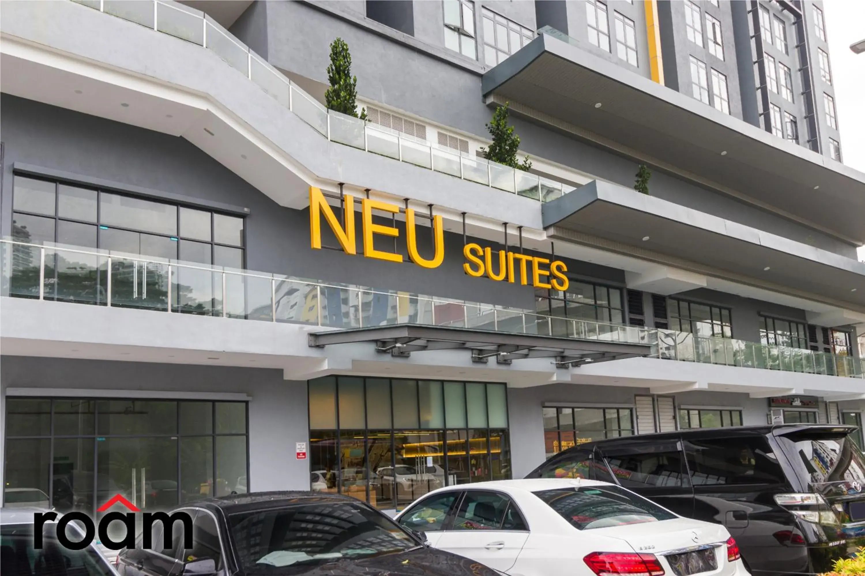 Neu Suites Residence, Embassy Row Neu Suites Residence, Embassy Row