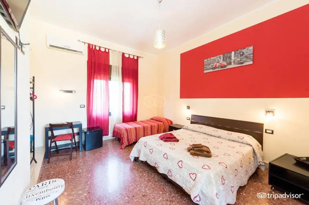 Double or Twin Room with Extra Bed in B&B Villa Pia Double or Twin Room with Extra Bed in B&B Villa Pia