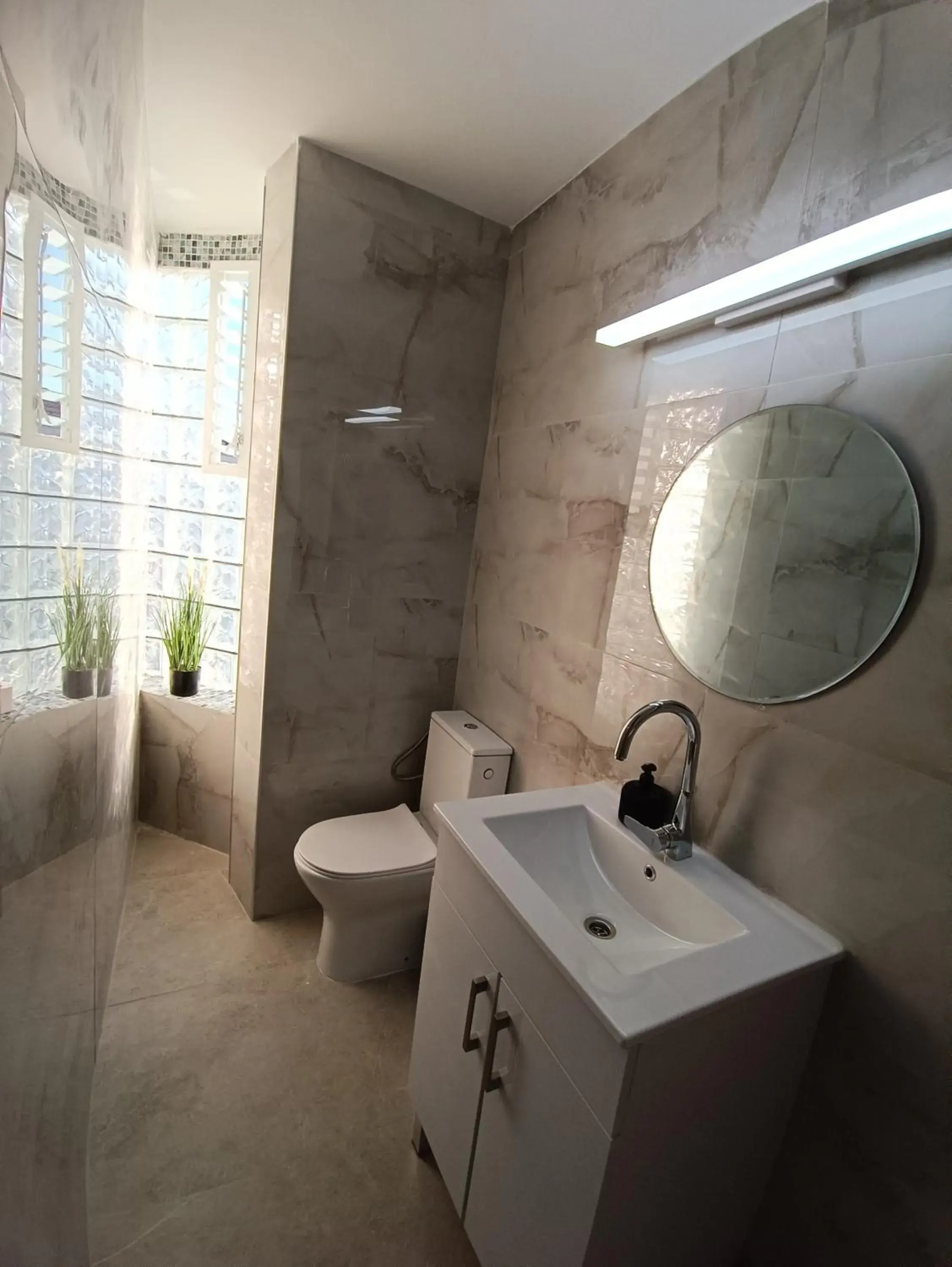 Double Room with Shared Bathroom - single occupancy in Custo Club Double Room with Shared Bathroom - single occupancy in Custo Club