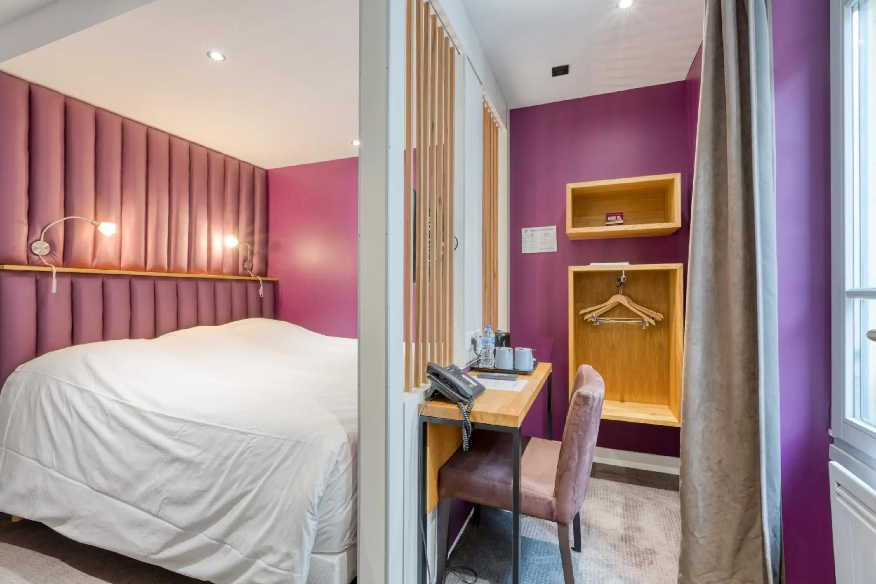 Queen Room in Hôtel du Jeu de Paume Queen Room in Hôtel du Jeu de Paume