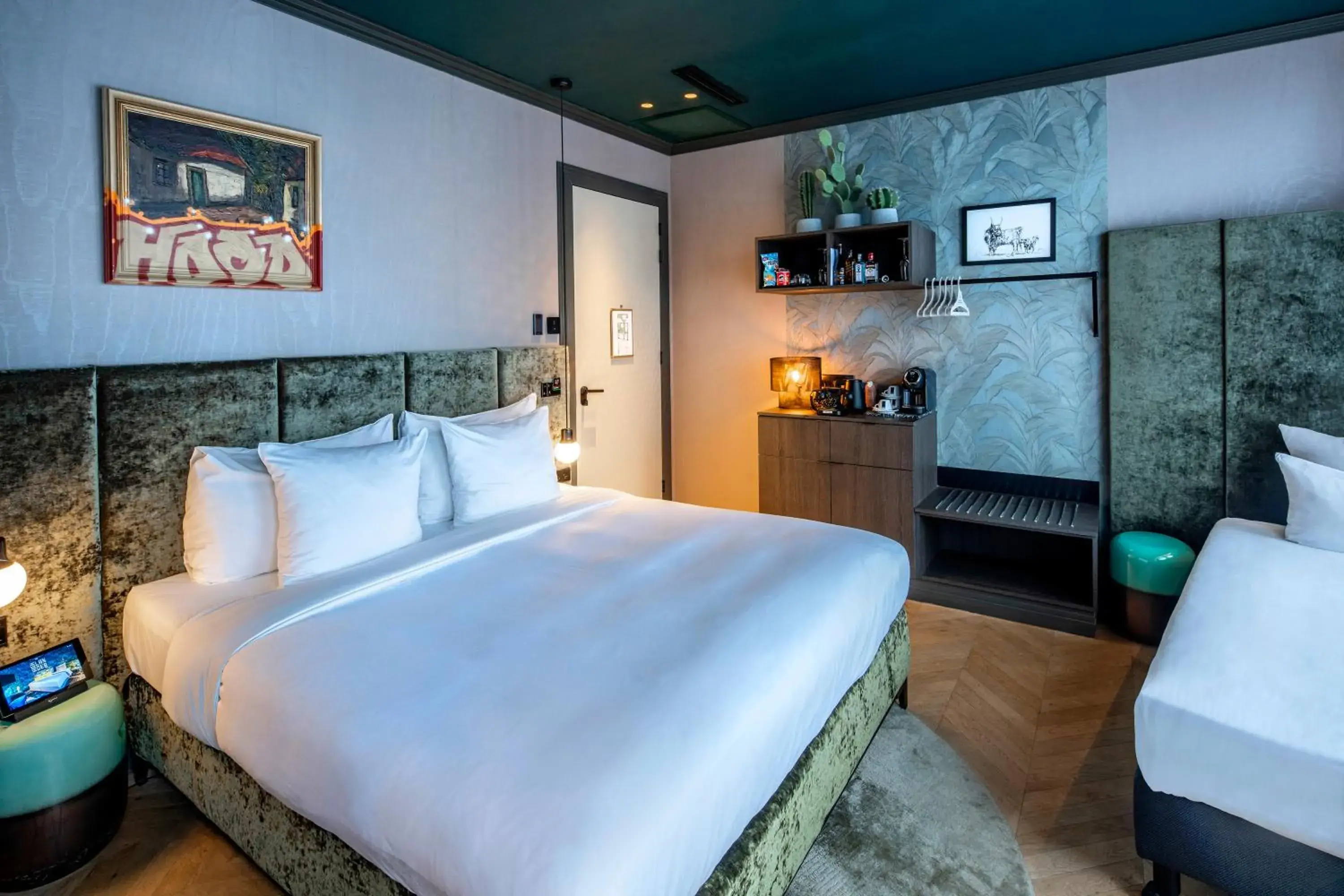 Triple Room in The Highlander Amsterdam Triple Room in The Highlander Amsterdam