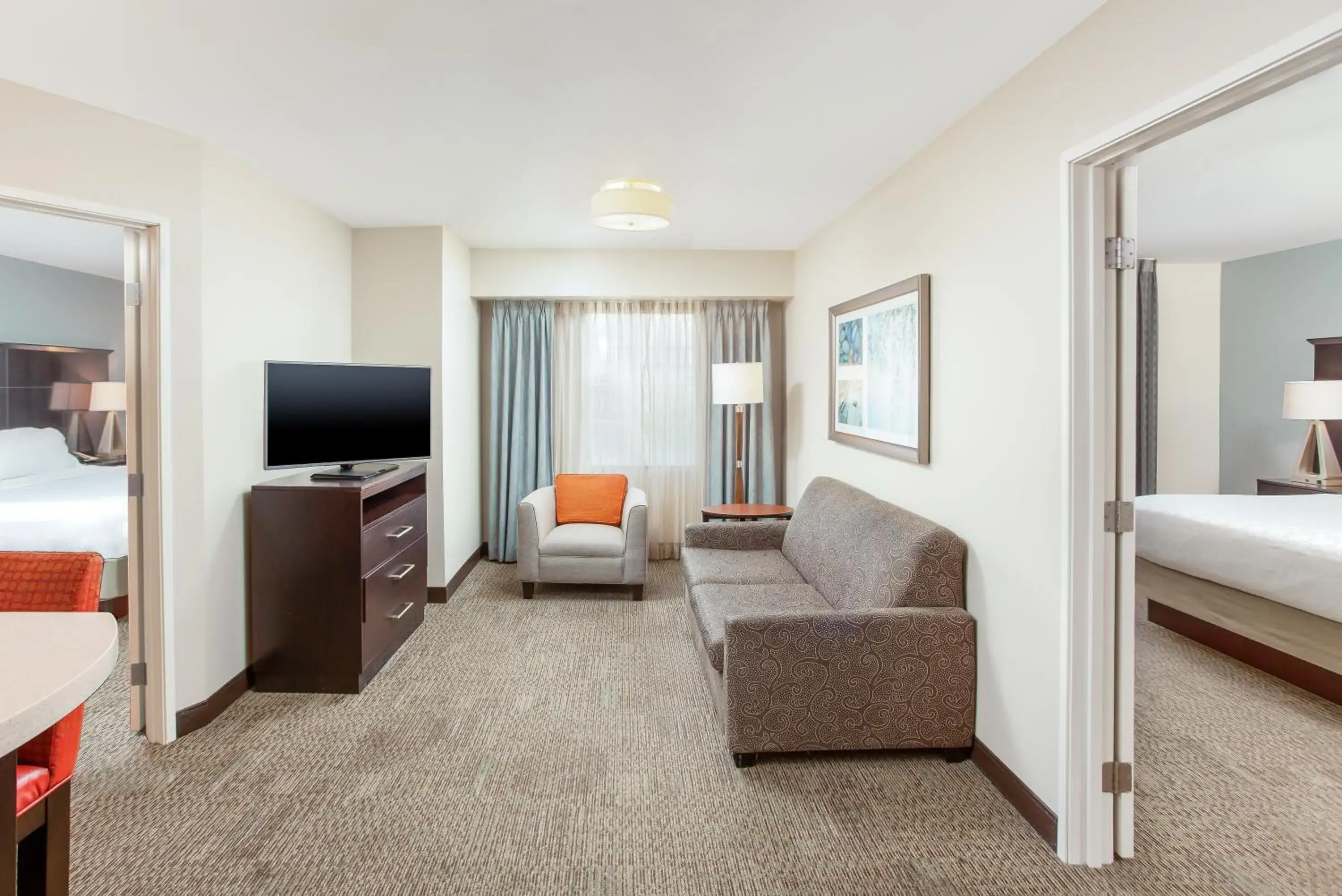 Two-Bedroom Suite with Two King Beds and Mobility Accessible Roll-In Shower in Staybridge Suites Chandler by IHG Two-Bedroom Suite with Two King Beds and Mobility Accessible Roll-In Shower in Staybridge Suites Chandler by IHG