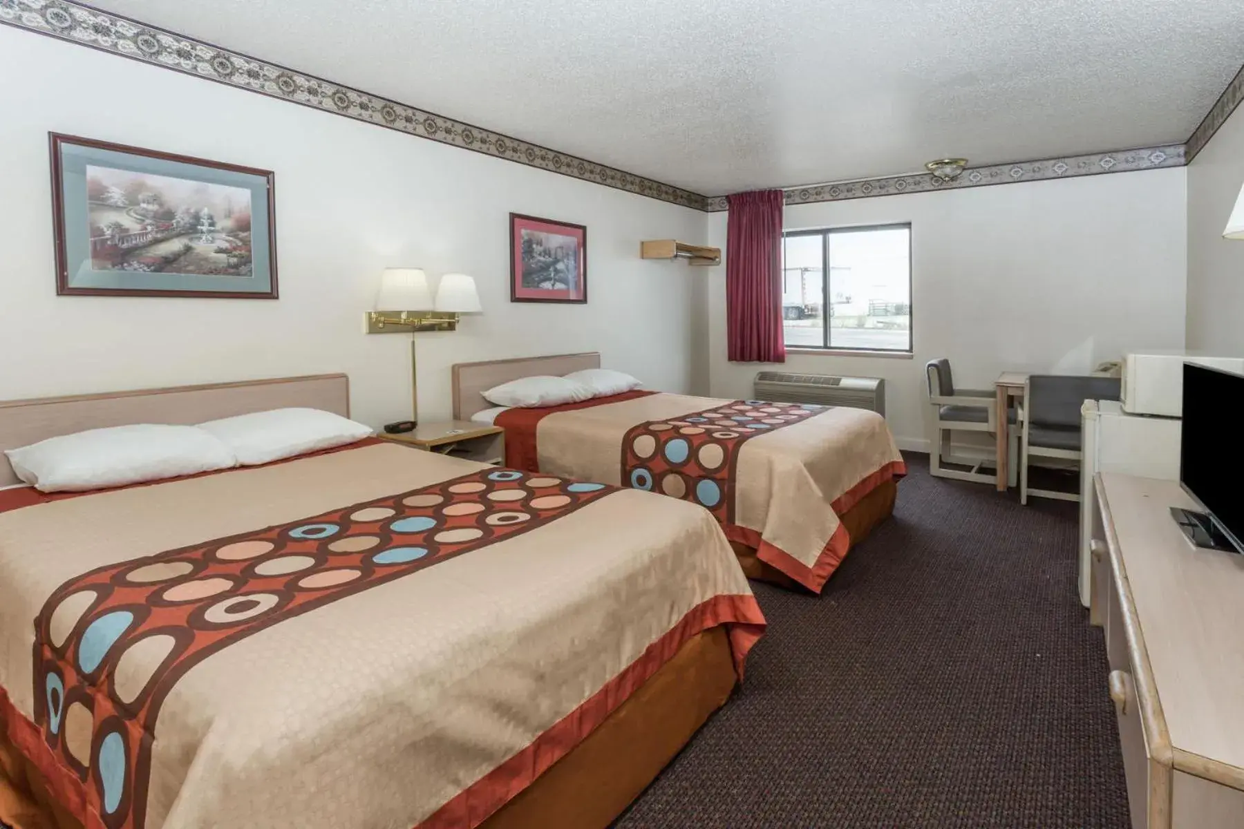 Double Room with Two Double Beds - Non-Smoking in Super 8 by Wyndham Morris Double Room with Two Double Beds - Non-Smoking in Super 8 by Wyndham Morris