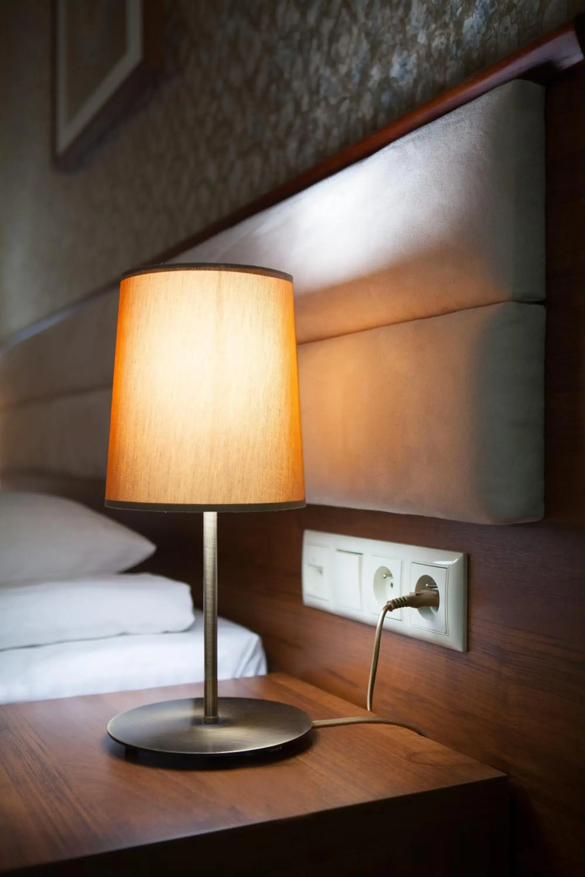 Comfort Double or Twin Room in Hotel Miodowy Młyn Comfort Double or Twin Room in Hotel Miodowy Młyn