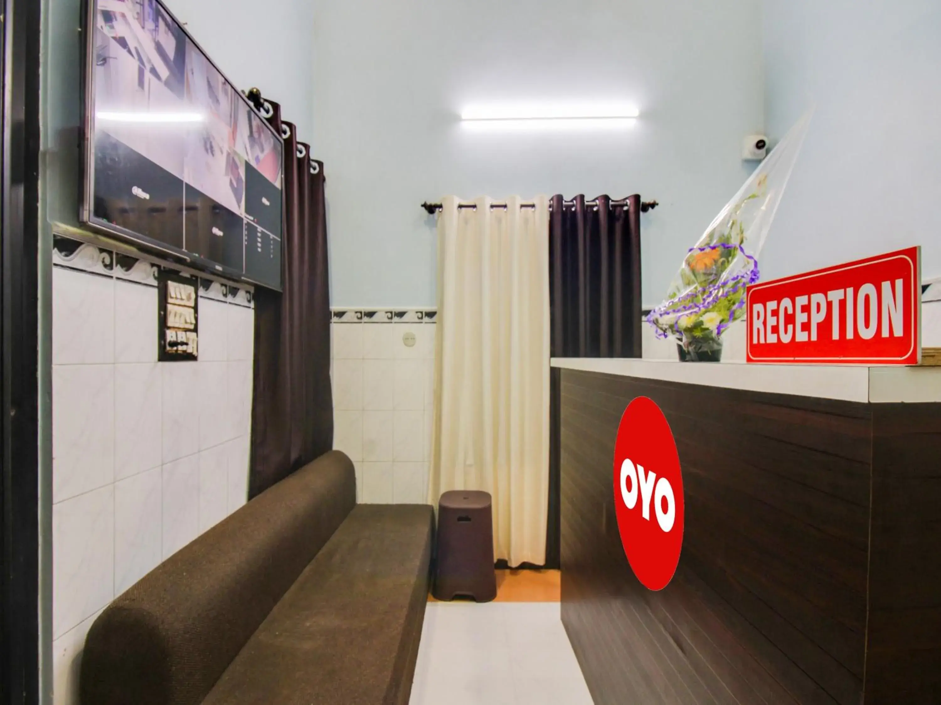 Lobby or reception in OYO Flagship Hotel Space Inn Lobby or reception in OYO Flagship Hotel Space Inn