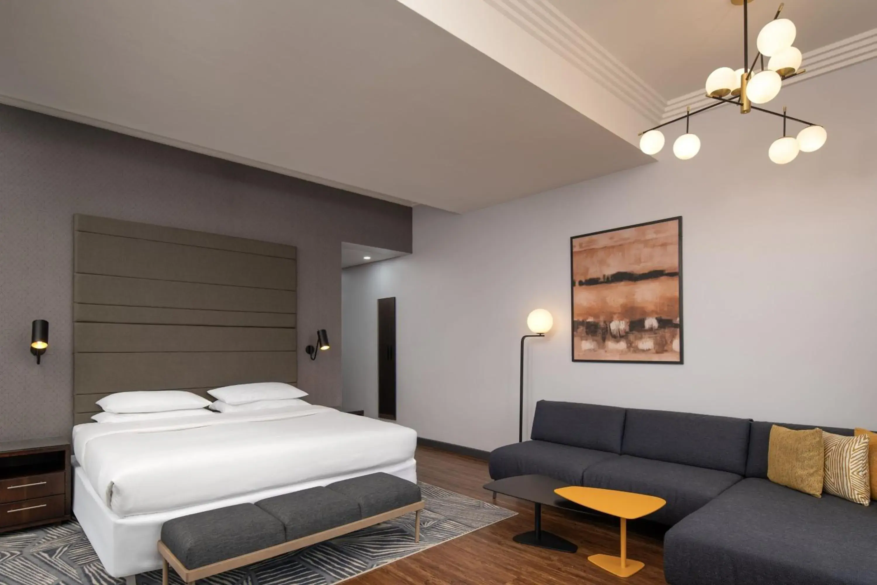 One-Bedroom Junior King Suite in Four Points by Sheraton Lagos One-Bedroom Junior King Suite in Four Points by Sheraton Lagos