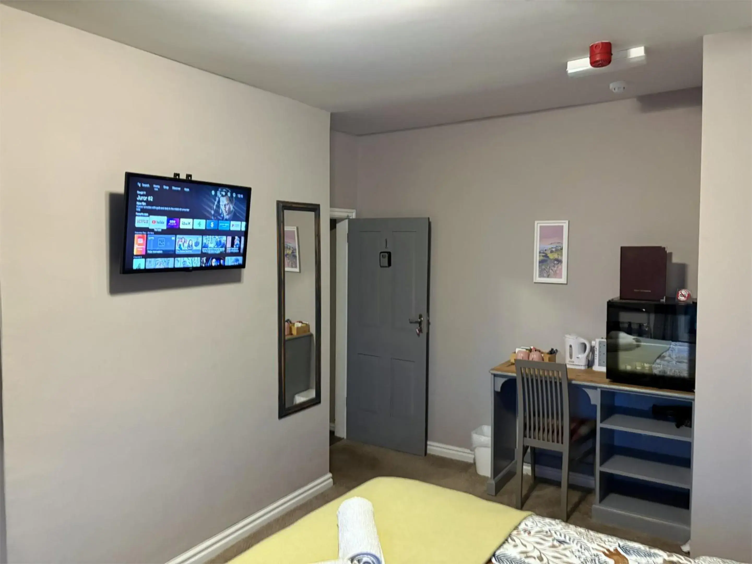 Double or Twin Room in The Dove Inn Double or Twin Room in The Dove Inn