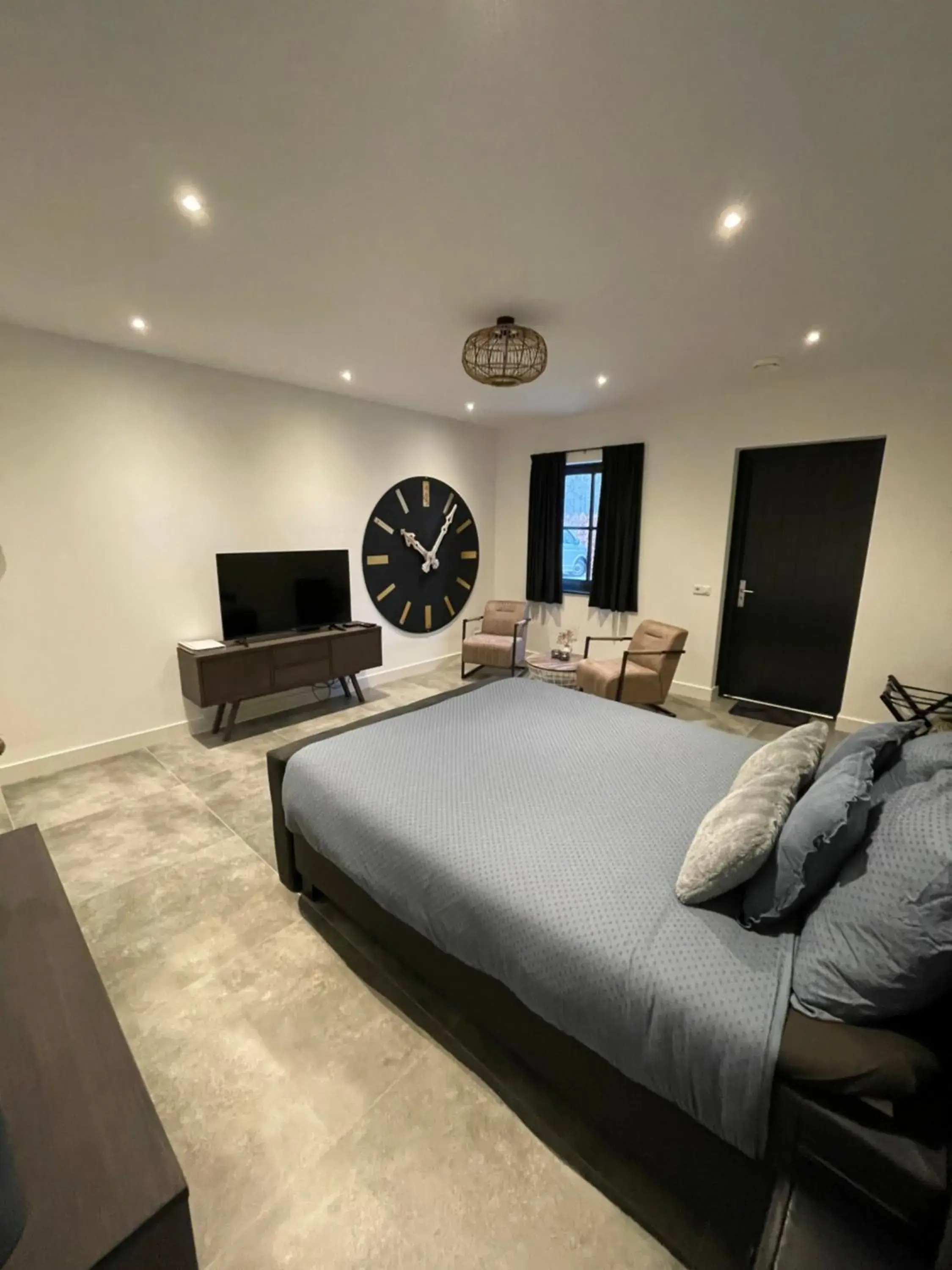 Double Room with Private Bathroom - single occupancy in B en B Stipdonk Double Room with Private Bathroom - single occupancy in B en B Stipdonk