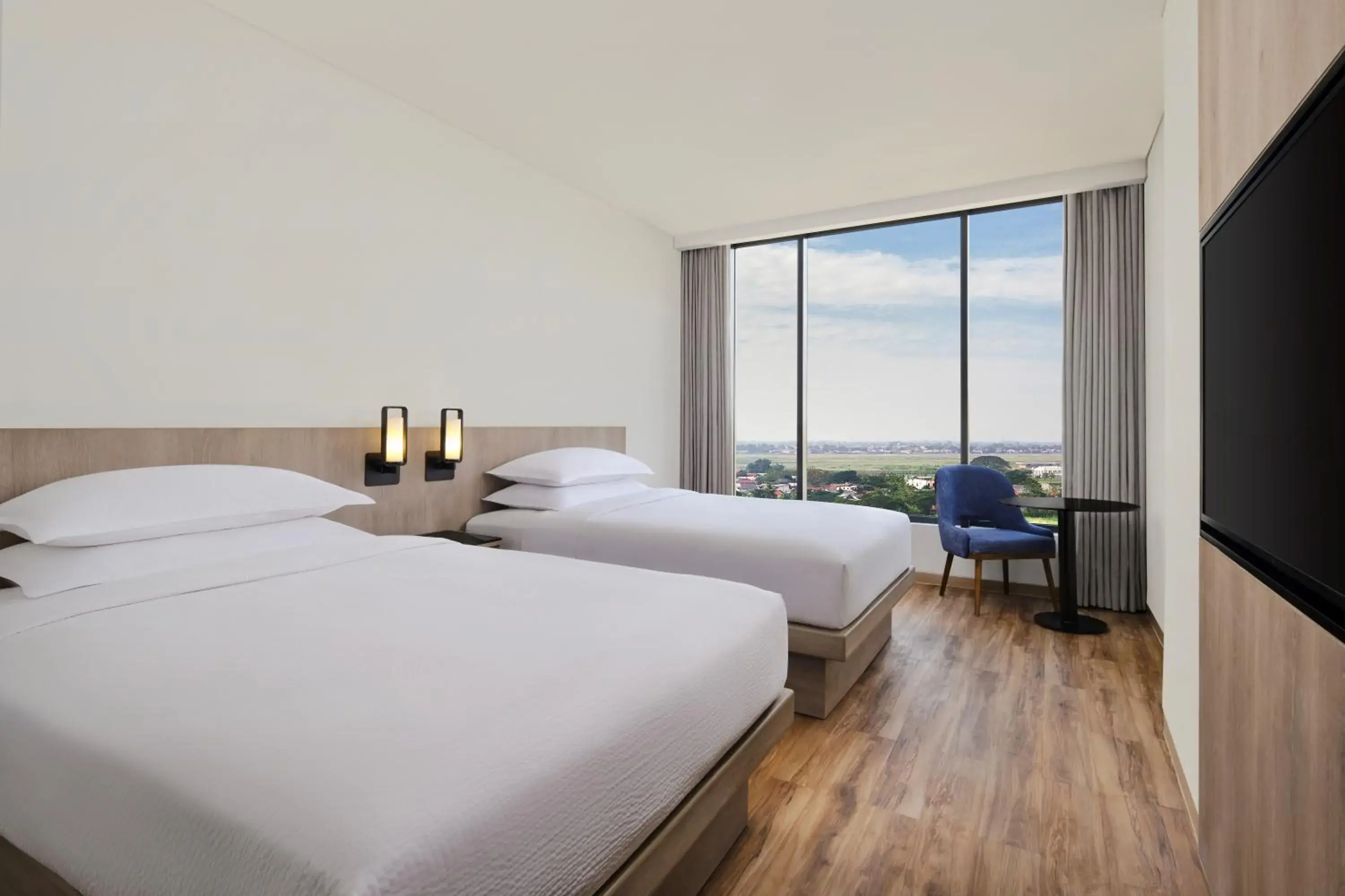 Deluxe Twin Room with City View in Fairfield by Marriott Jakarta Soekarno-Hatta Airport Deluxe Twin Room with City View in Fairfield by Marriott Jakarta Soekarno-Hatta Airport