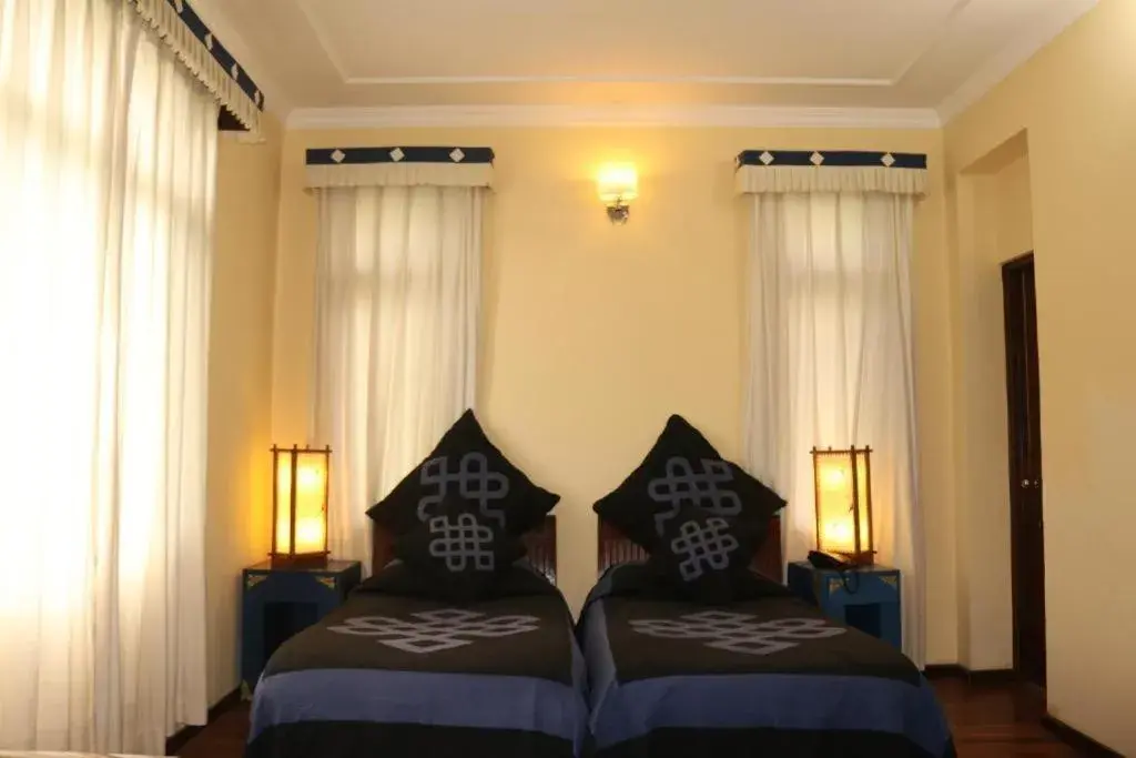 Deluxe Twin Room in New Serkong House Deluxe Twin Room in New Serkong House