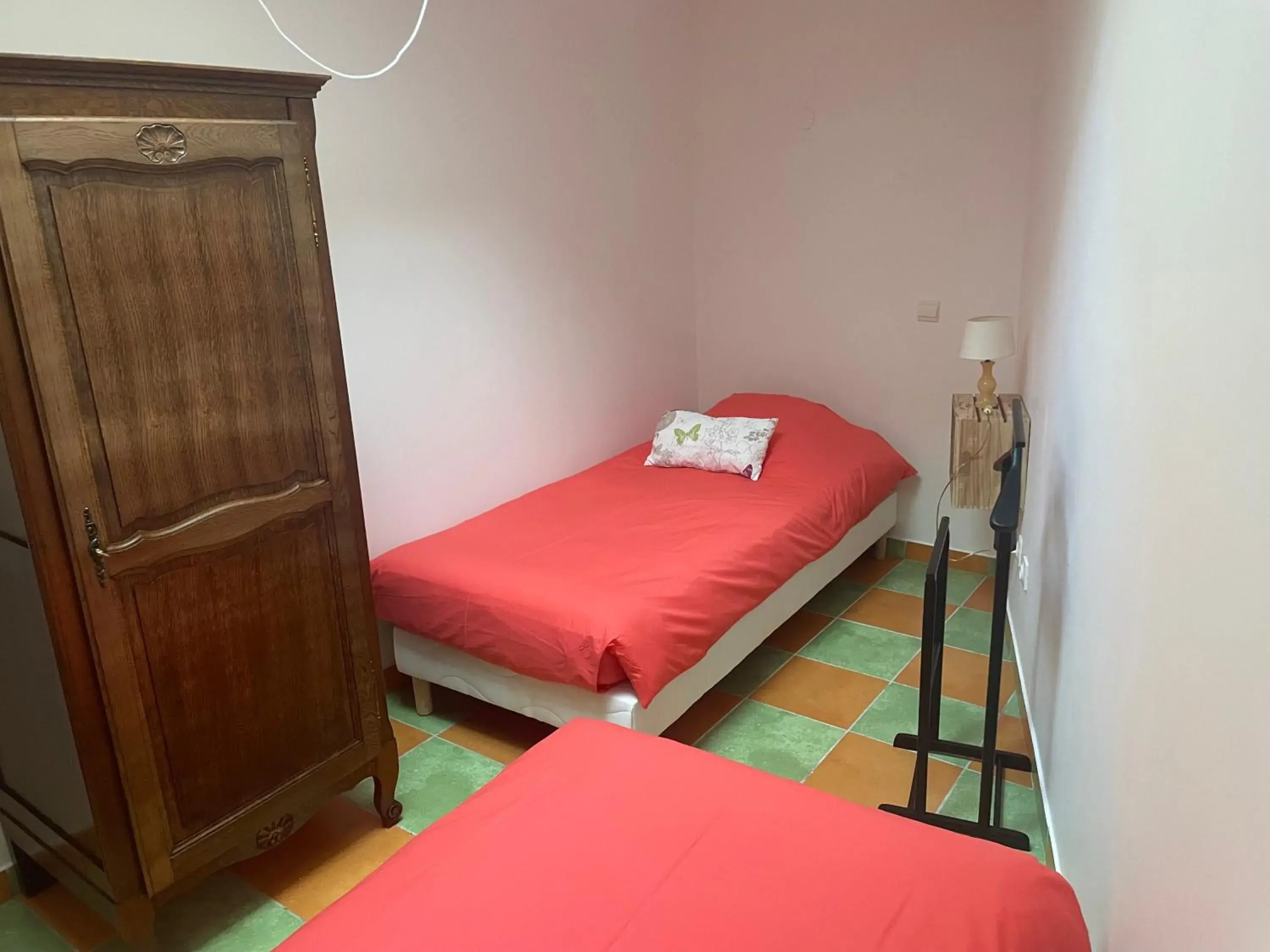 Double Room with Shared Bathroom in Gites le Rucher de Kerillis Double Room with Shared Bathroom in Gites le Rucher de Kerillis