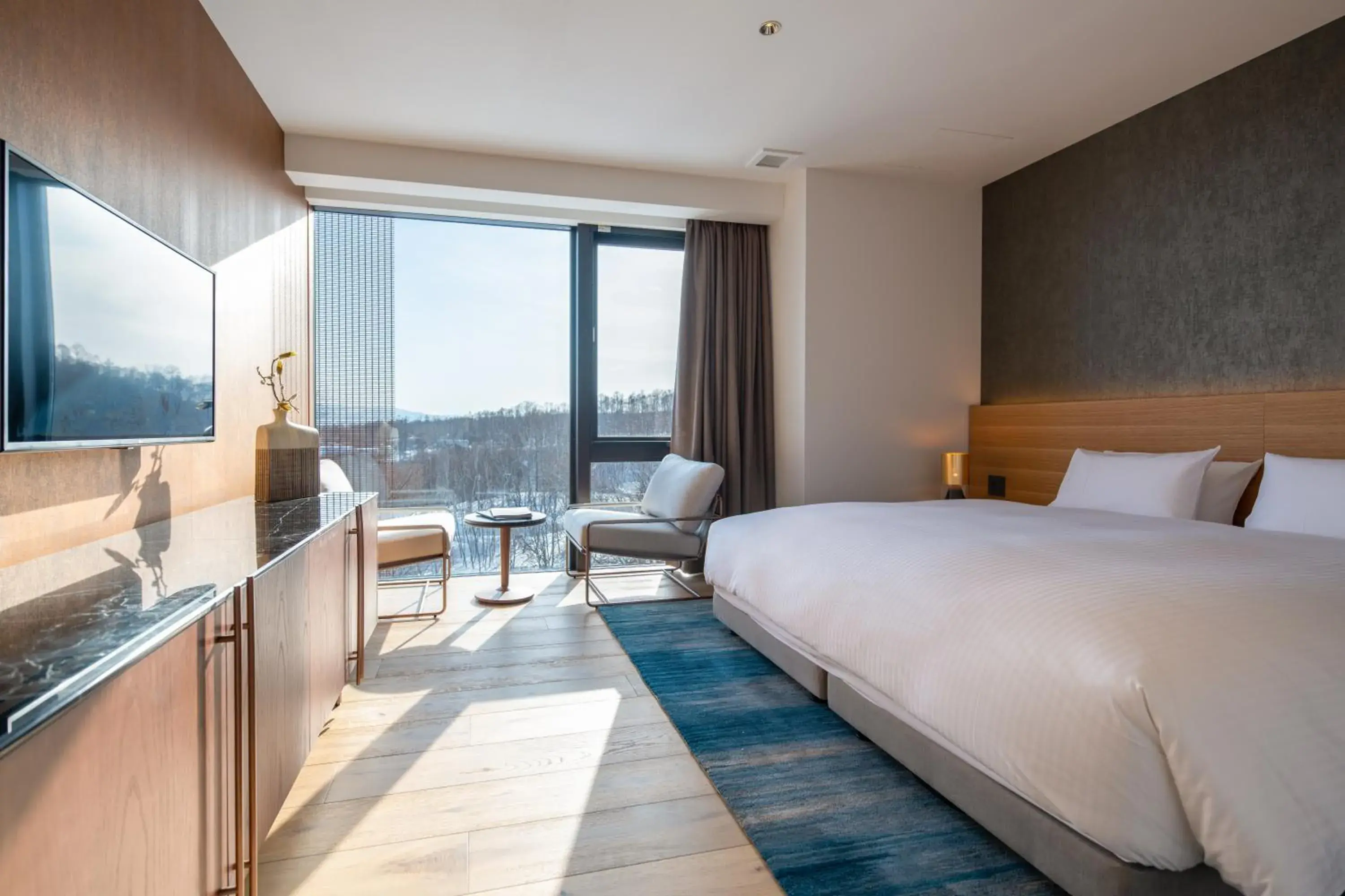 Superior Studio in Intuition Superior Studio in Intuition