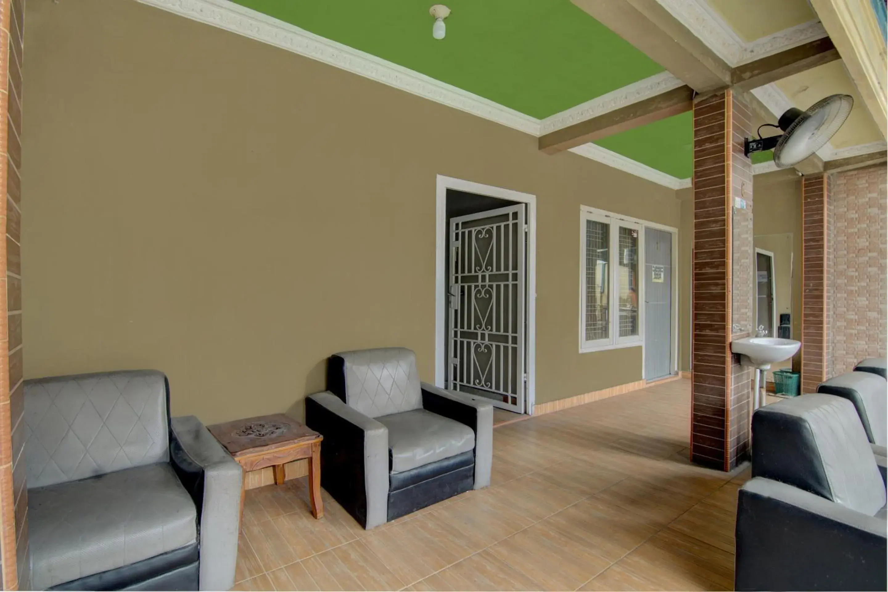 OYO 92833 Penginapan Syariah OYO 92833 Penginapan Syariah