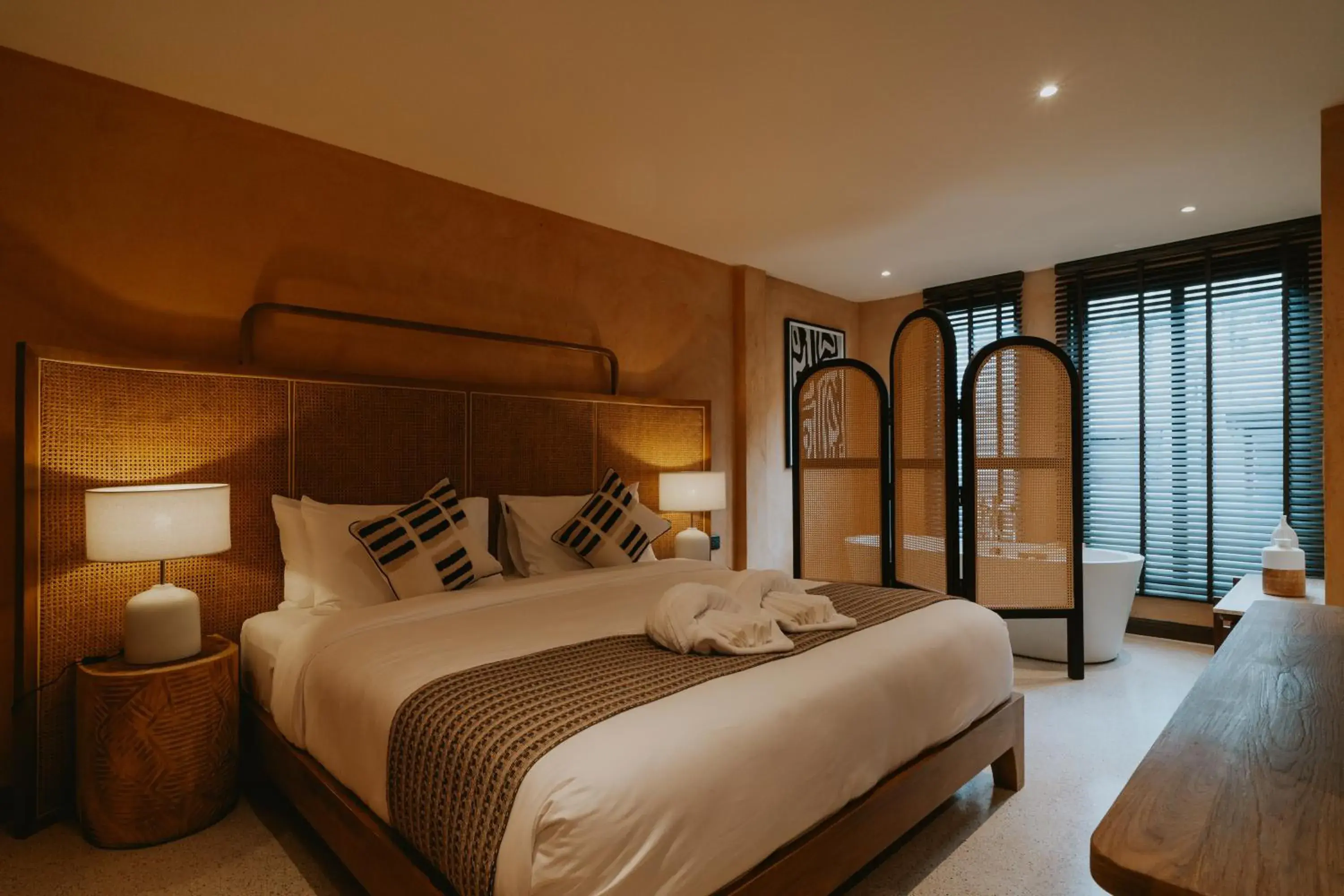 Deluxe Double Room with Bath in Hotel Clay Chiang Mai Deluxe Double Room with Bath in Hotel Clay Chiang Mai