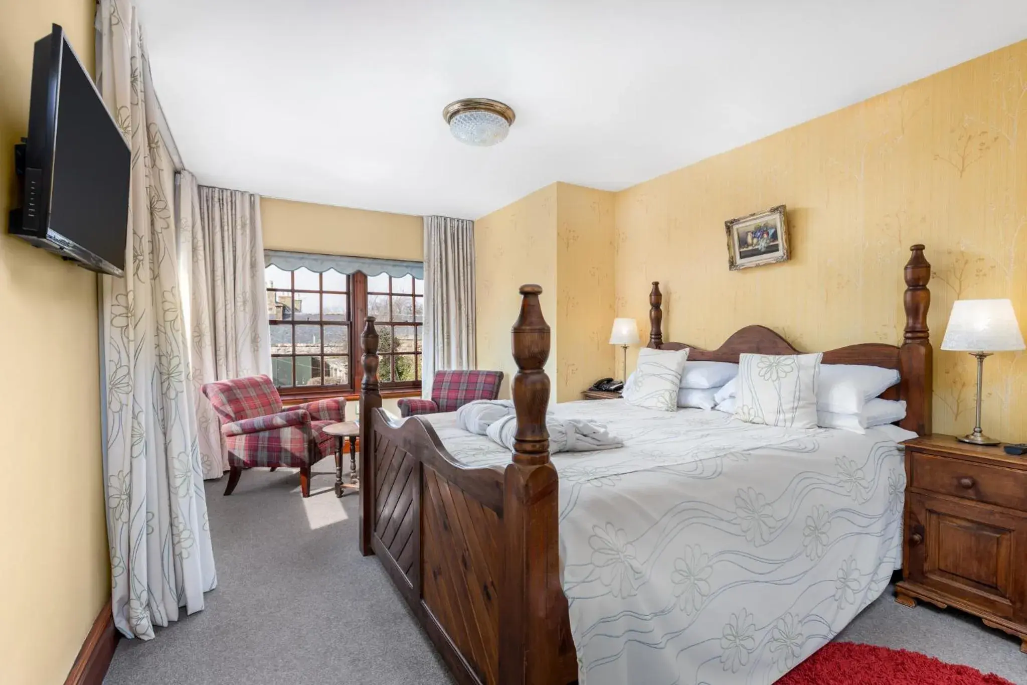 Superior Double Room (Not Dog-Friendly) in Dornoch Castle Hotel Superior Double Room (Not Dog-Friendly) in Dornoch Castle Hotel