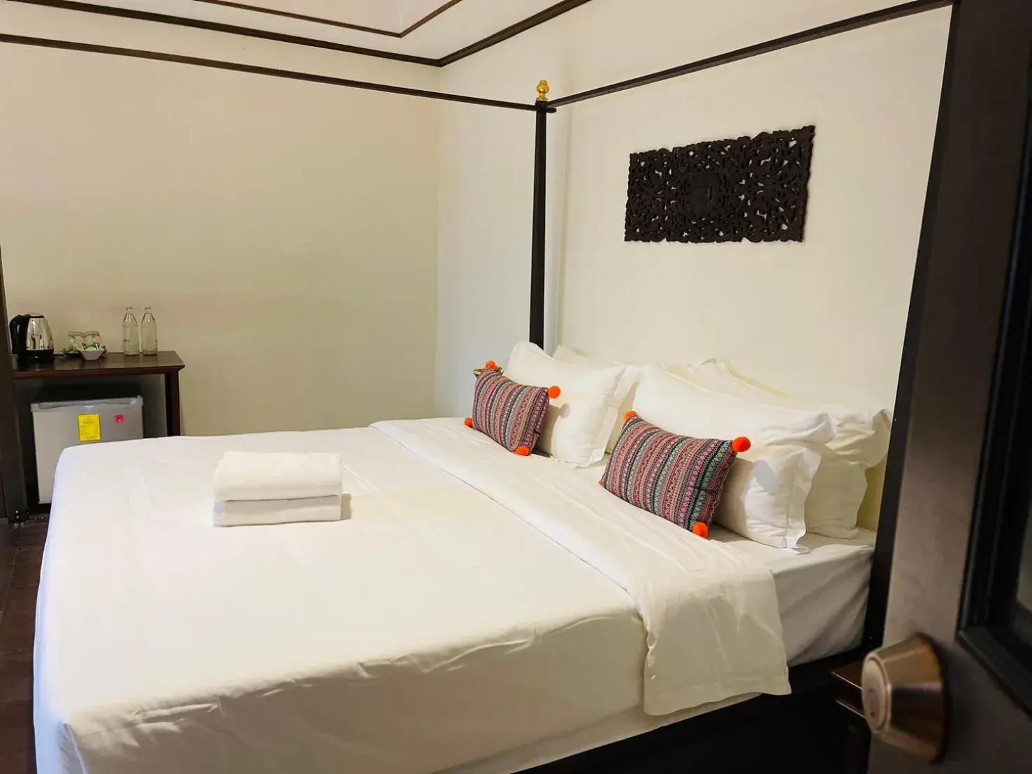 Deluxe King Room in Na Thapae Chiangmai Hotel Deluxe King Room in Na Thapae Chiangmai Hotel