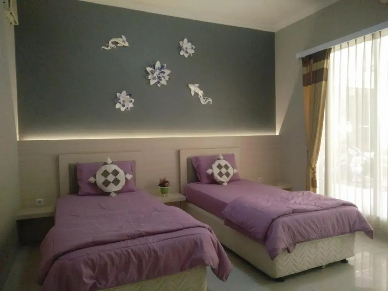 Deluxe Double or Twin Room in Enny's Guest House Deluxe Double or Twin Room in Enny's Guest House