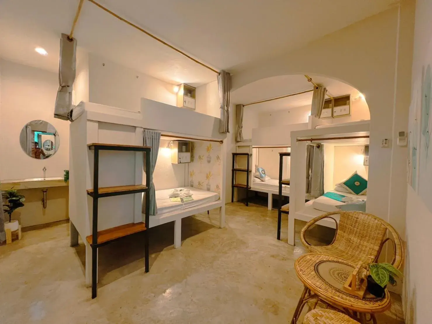 Bed in 6-Bed Mixed Dormitory Room in Pure Stay At CNX Bed in 6-Bed Mixed Dormitory Room in Pure Stay At CNX