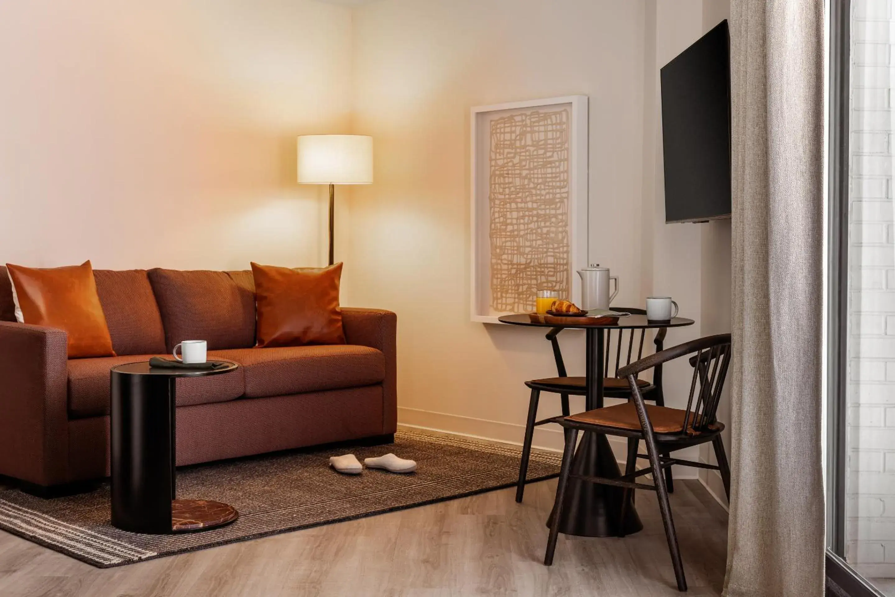 One-Bedroom Apartment with Balcony in Sonder The Fitz One-Bedroom Apartment with Balcony in Sonder The Fitz