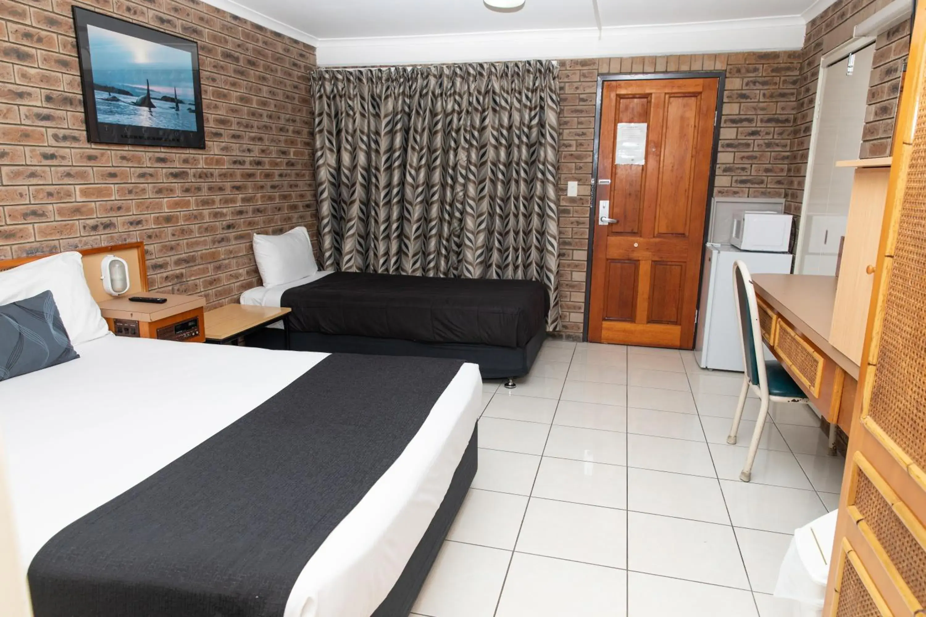 Twin Room in Lantern Motor Inn Twin Room in Lantern Motor Inn