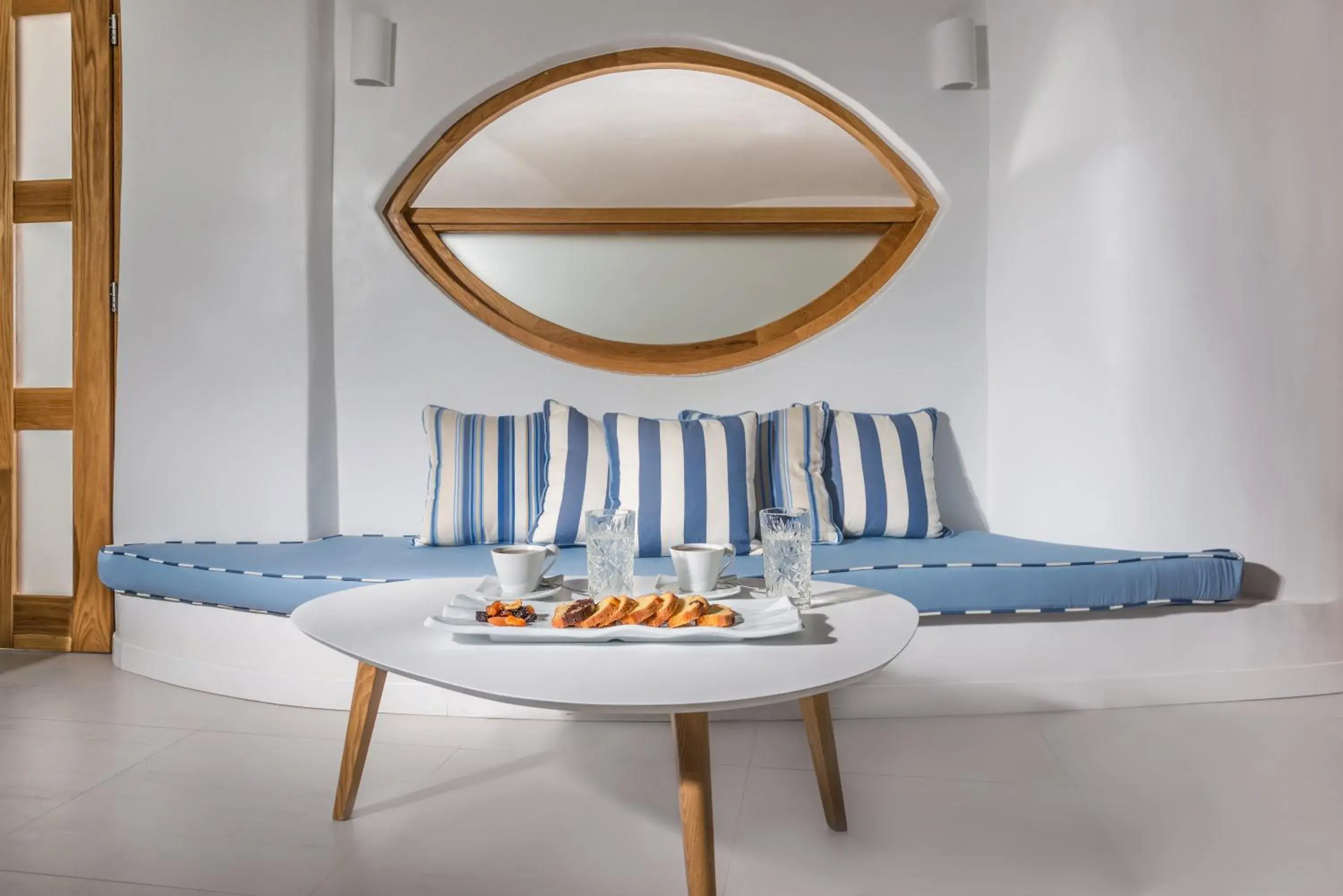 Elite Suite with Private Heated Outdoor Pool & Caldera Sea View in Elite Luxury Suites Elite Suite with Private Heated Outdoor Pool & Caldera Sea View in Elite Luxury Suites