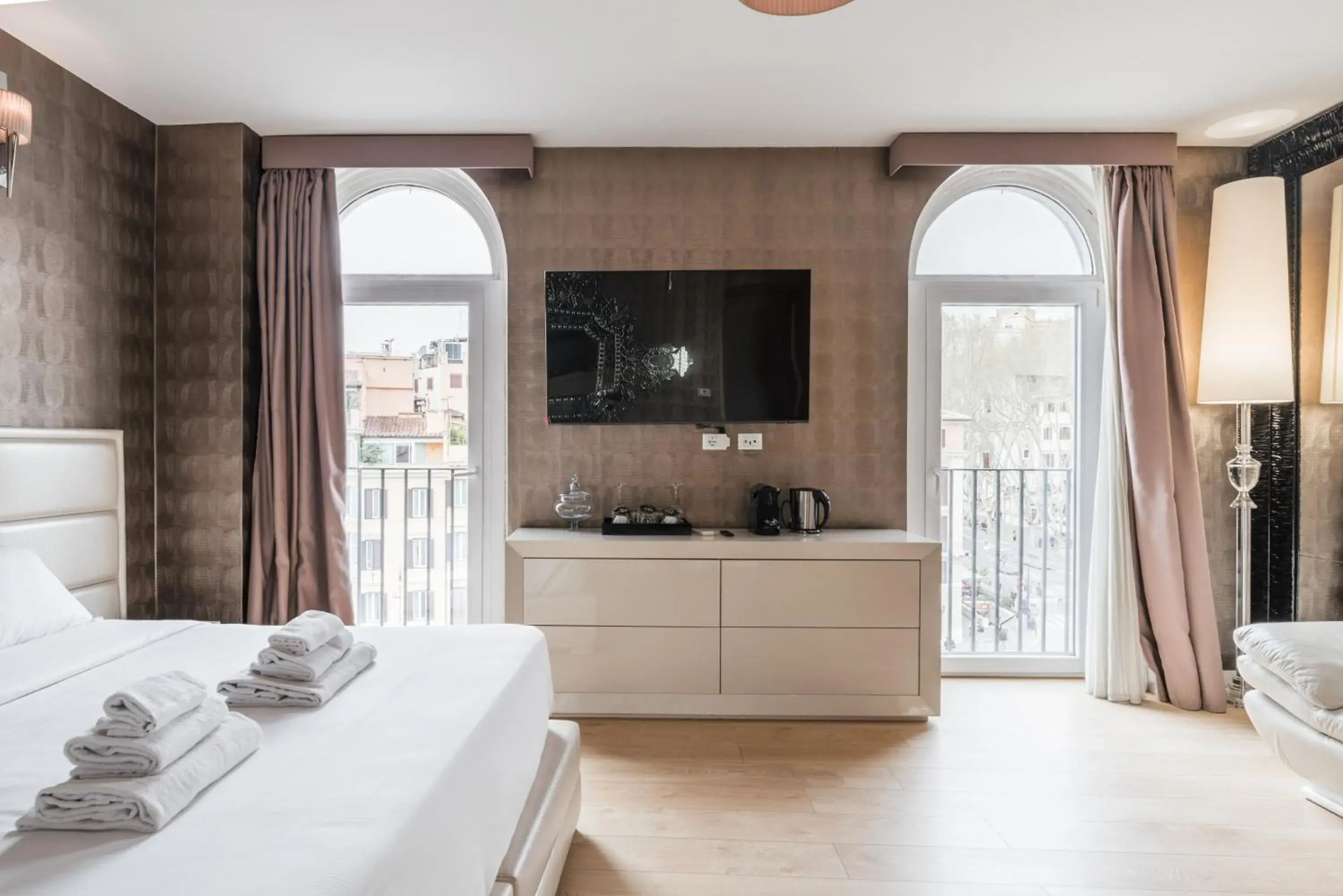 Royal Suite in Penthouse Suite Rome - Private Suites Royal Suite in Penthouse Suite Rome - Private Suites