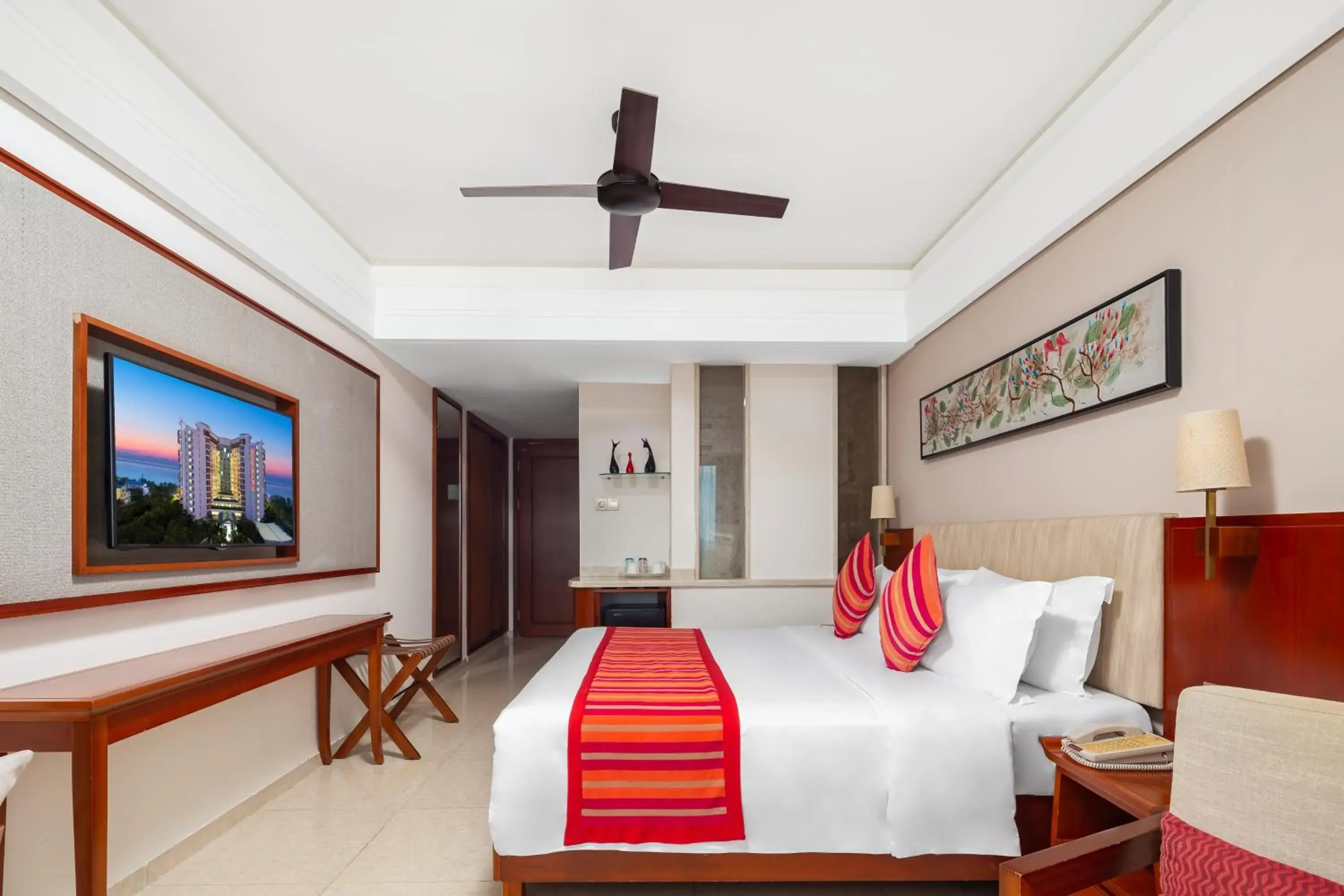 Double or Twin Room with Sea View in Sanya Seacube Holiday Hotel Double or Twin Room with Sea View in Sanya Seacube Holiday Hotel