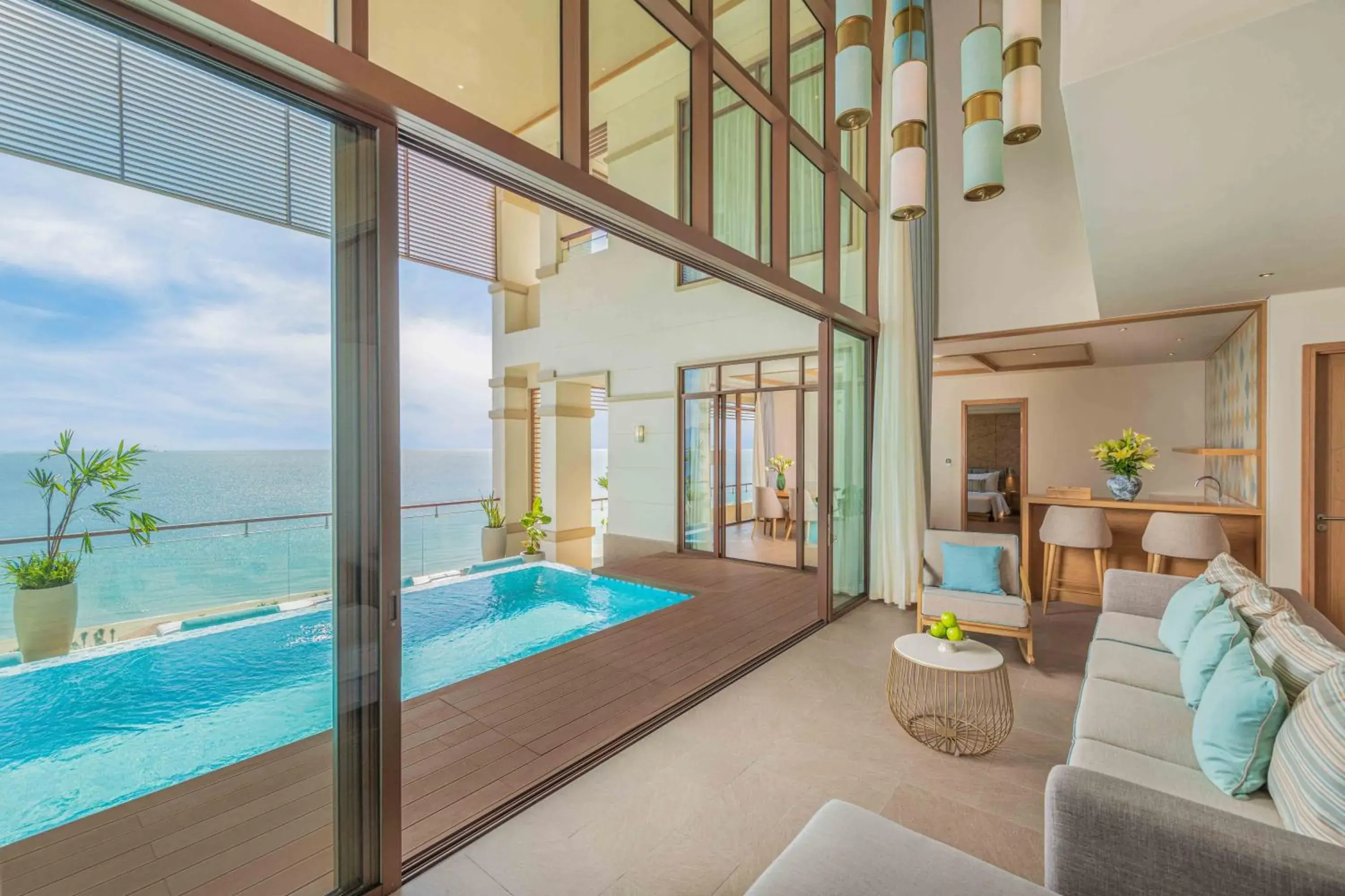 Three-Bedroom Presidential Plunge Pool Loft with Balcony and Bathtub - Spa Inclusive in Fusion Resort and Villas Da Nang Three-Bedroom Presidential Plunge Pool Loft with Balcony and Bathtub - Spa Inclusive in Fusion Resort and Villas Da Nang