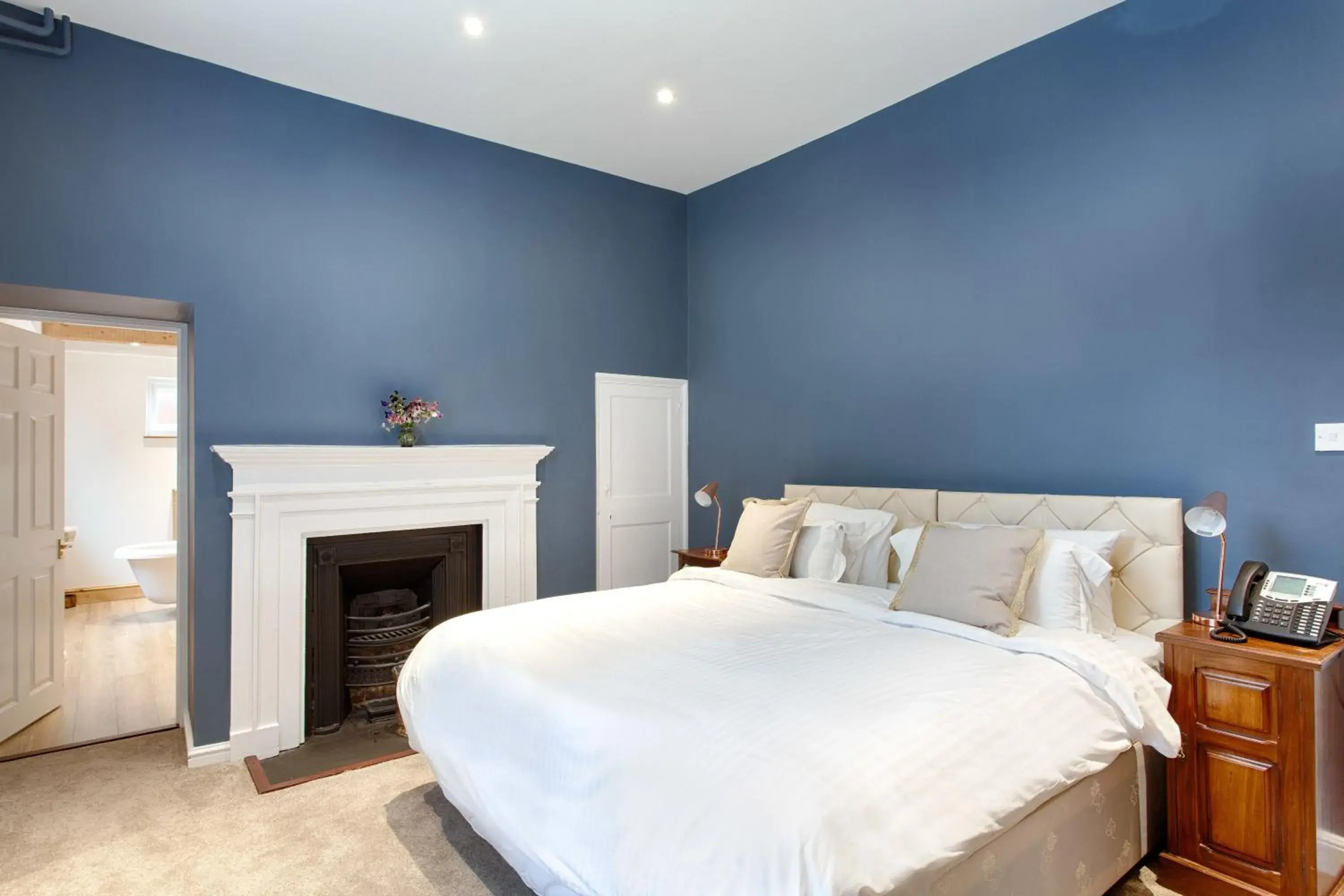 Superior Double Room with Bath in The Grove Cromer Superior Double Room with Bath in The Grove Cromer