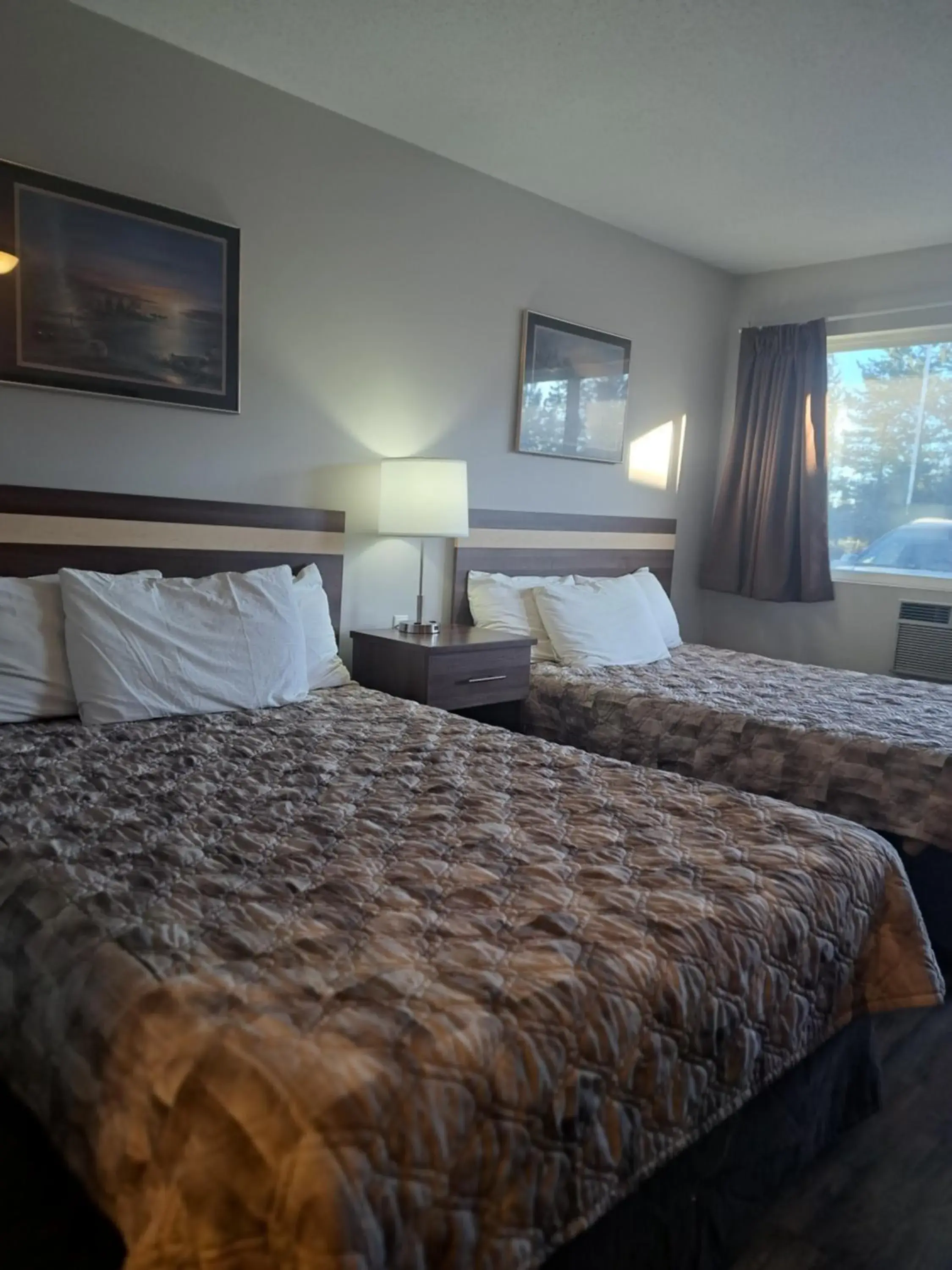 Double Room with Two Double Beds in Bon Voyage Inn Double Room with Two Double Beds in Bon Voyage Inn