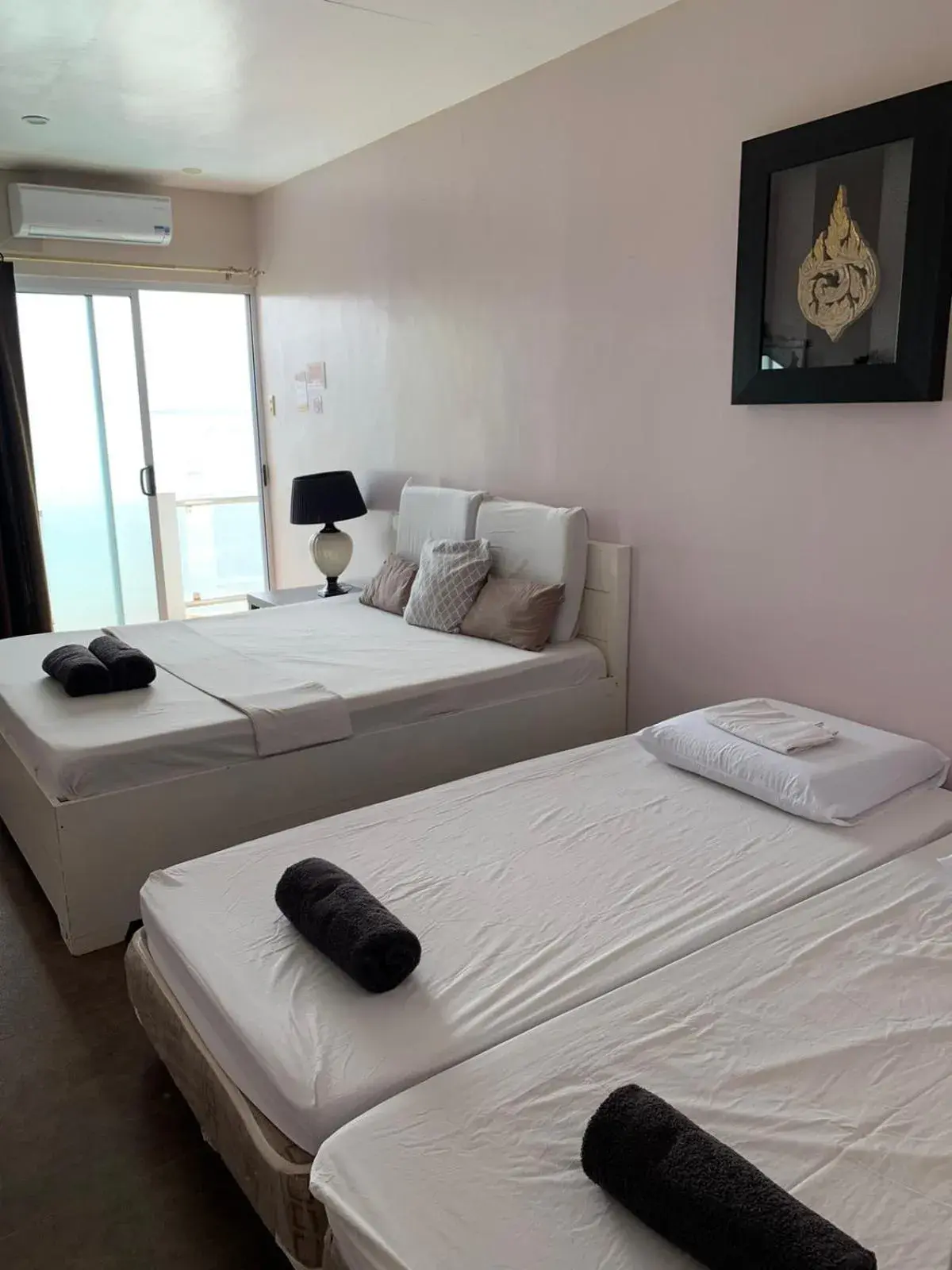 Comfort Quadruple Room in Germaroze Comfort Quadruple Room in Germaroze