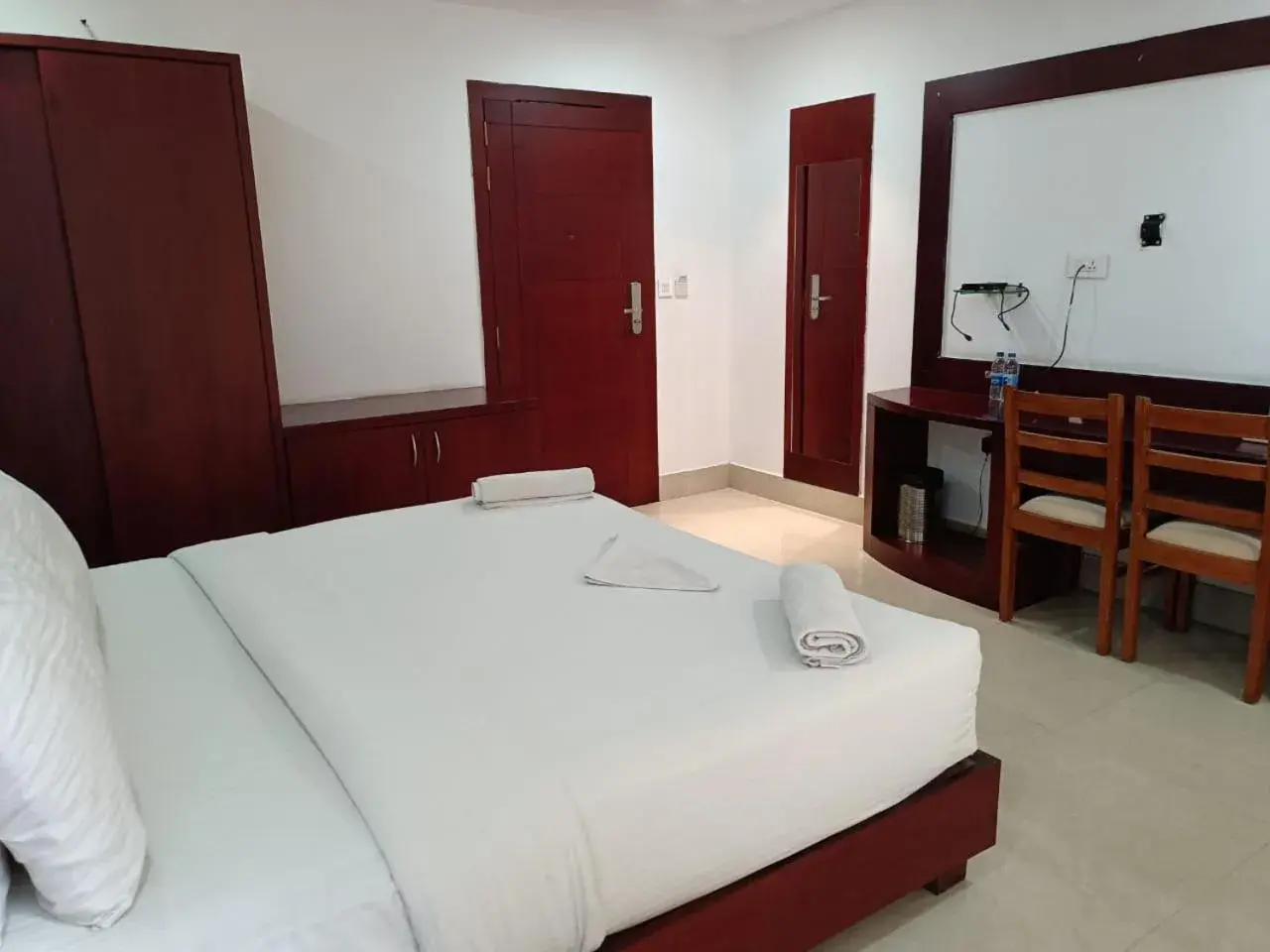 King Room in Hotel Autumn Crocus King Room in Hotel Autumn Crocus