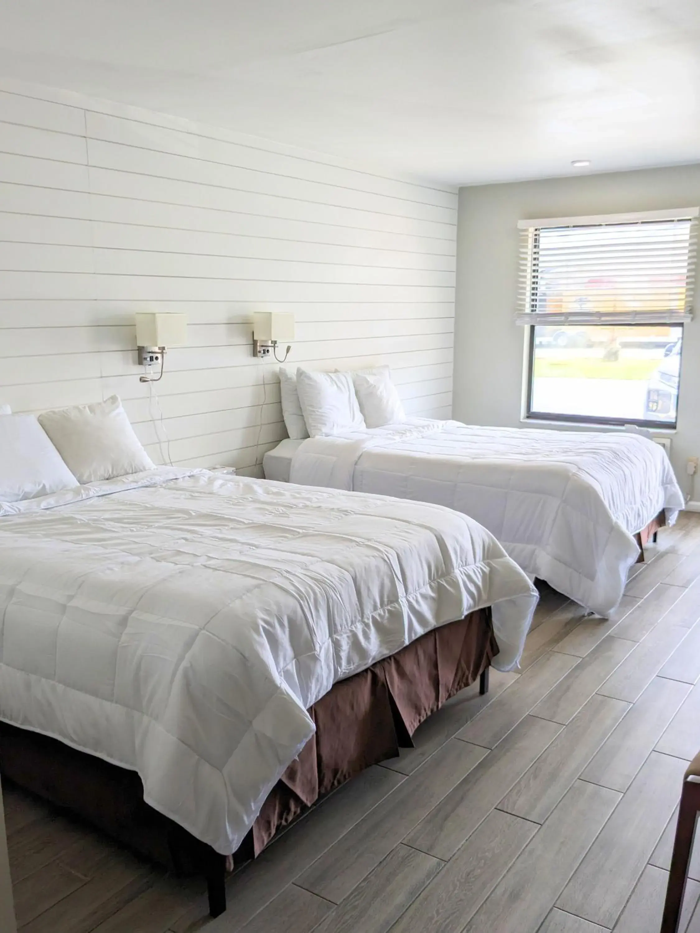 Deluxe Double Room in Gateway Inn Deluxe Double Room in Gateway Inn