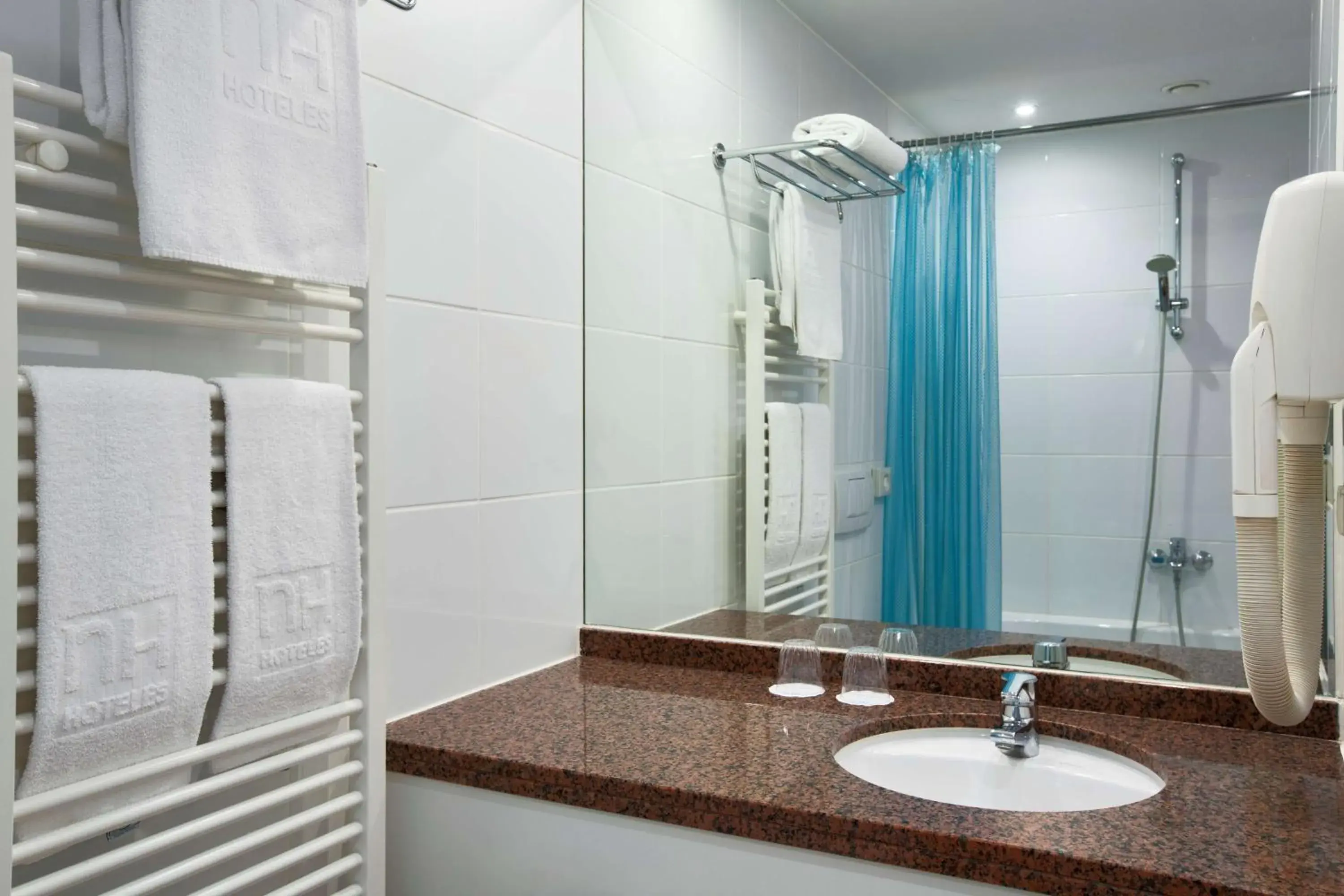 Standard Twin Room in NH Atlantic Den Haag Standard Twin Room in NH Atlantic Den Haag