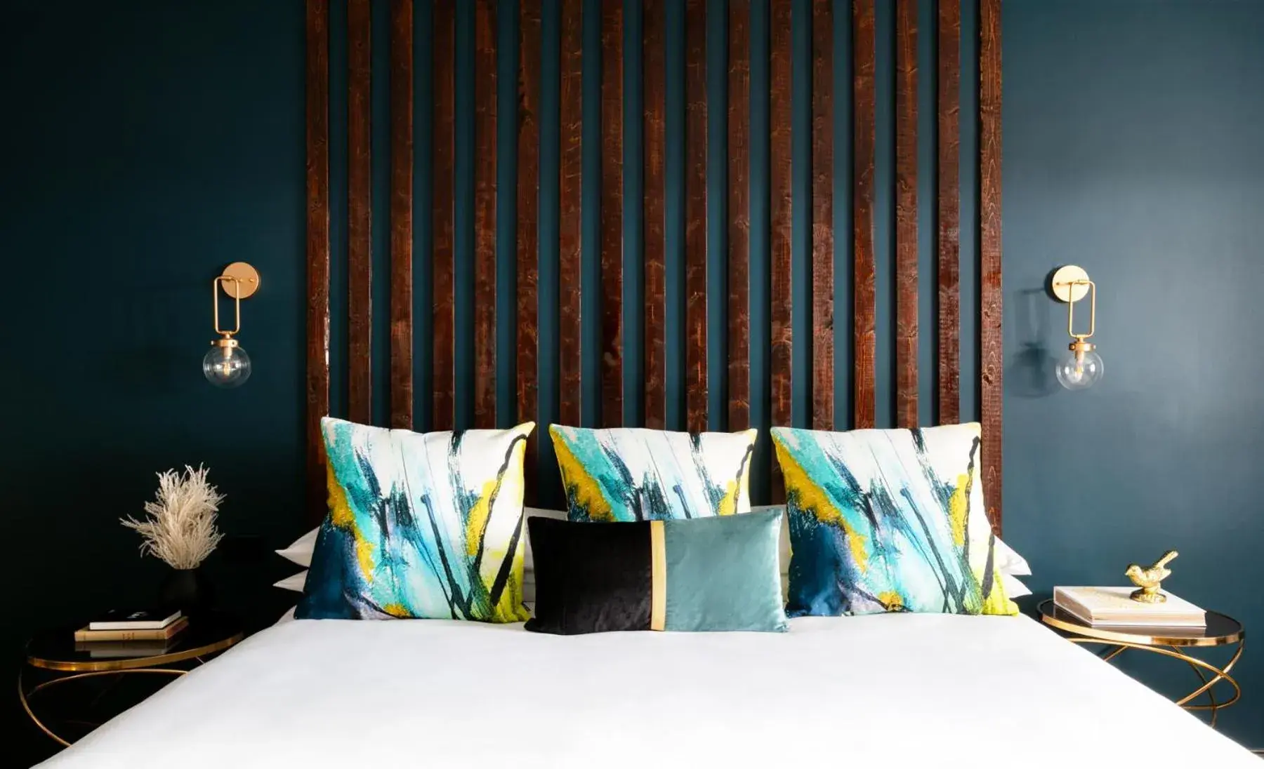 King Room - Disability Access in The Cove At Salem King Room - Disability Access in The Cove At Salem