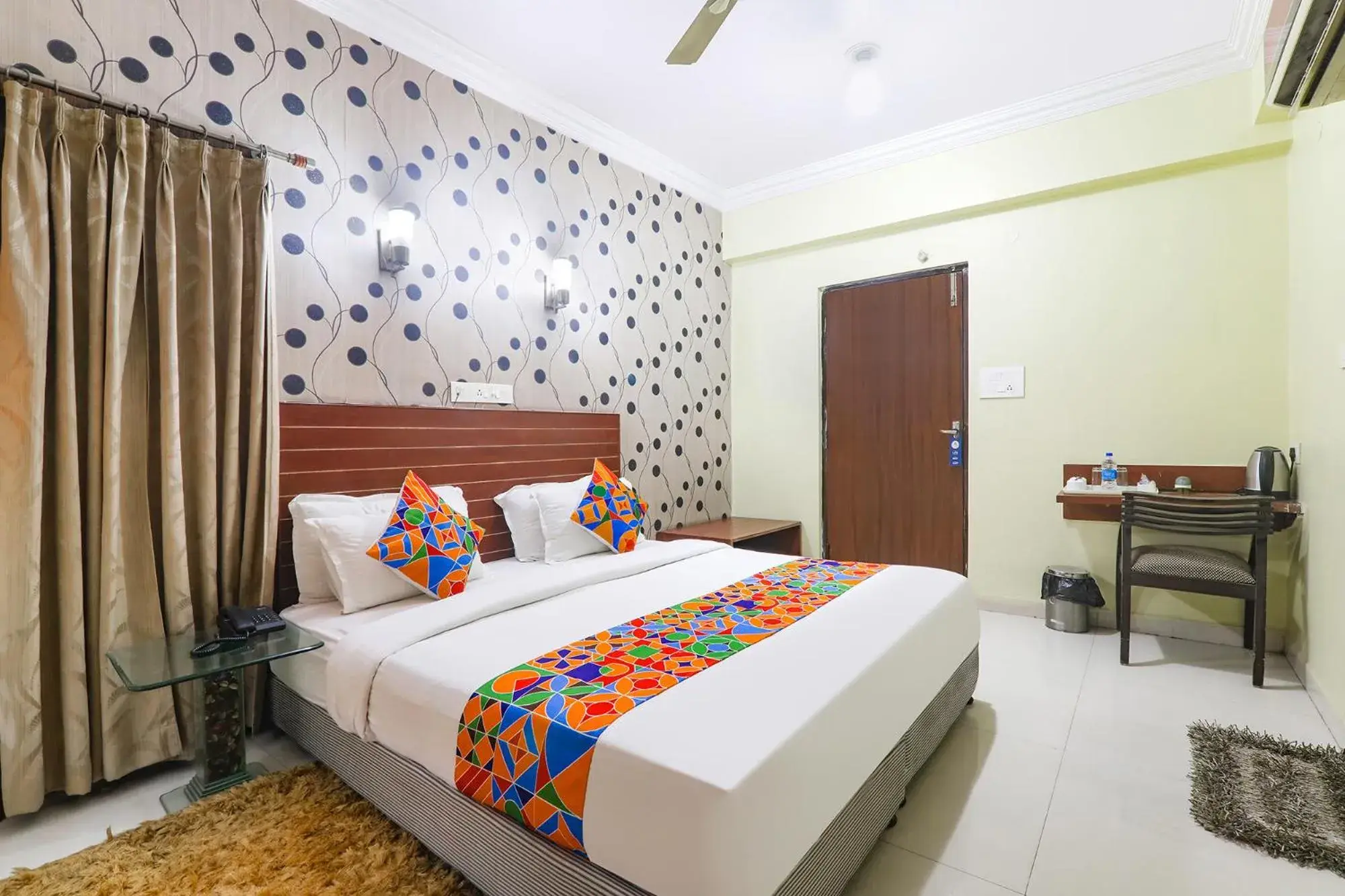 Deluxe Room - single occupancy in FabHotel Royal Ville Deluxe Room - single occupancy in FabHotel Royal Ville