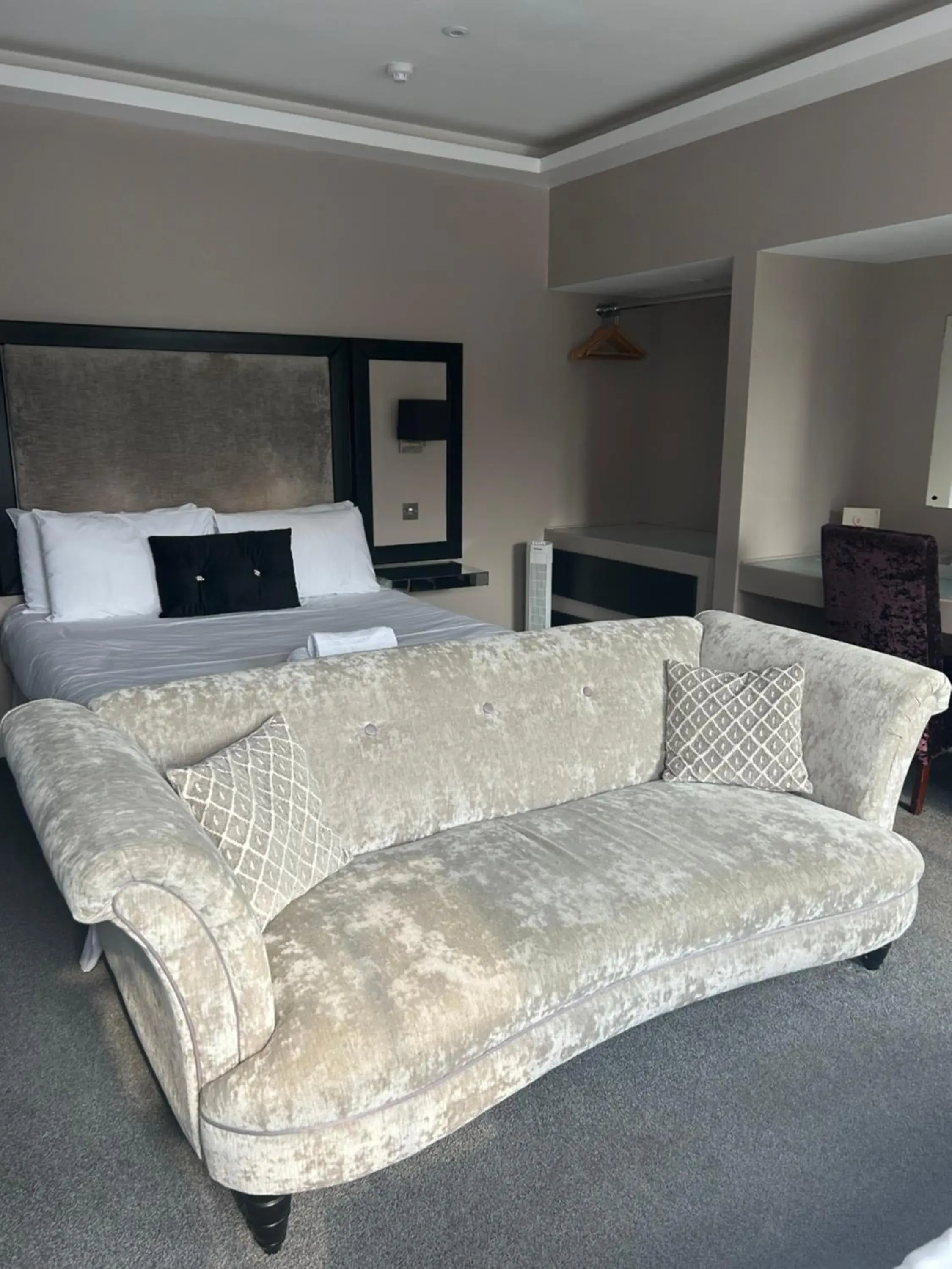 Standard Family Room - single occupancy in Limes hotel Standard Family Room - single occupancy in Limes hotel