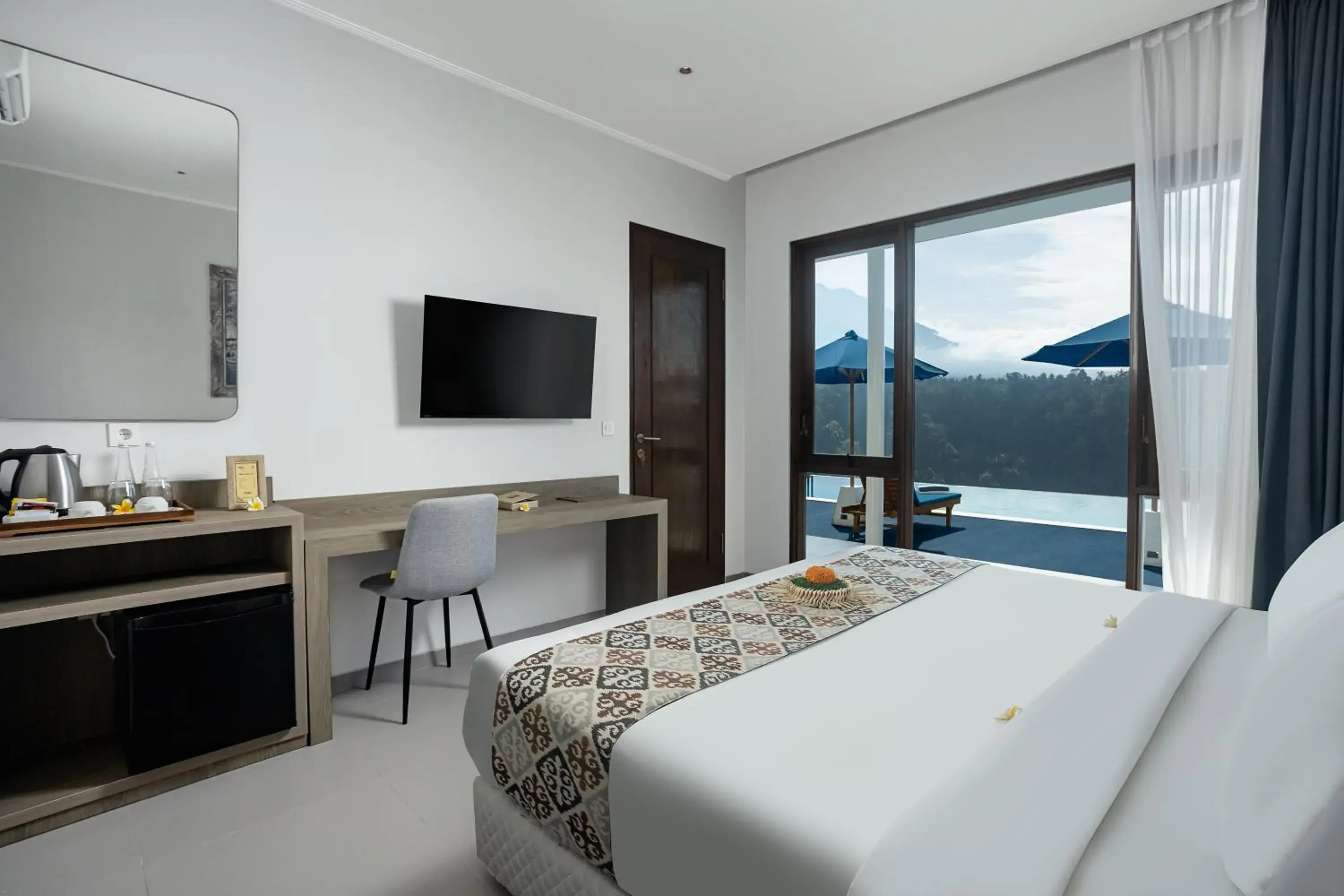 Suite with Pool View and Free Afternoon Tea in Tapa Agung View Besakih Suite with Pool View and Free Afternoon Tea in Tapa Agung View Besakih