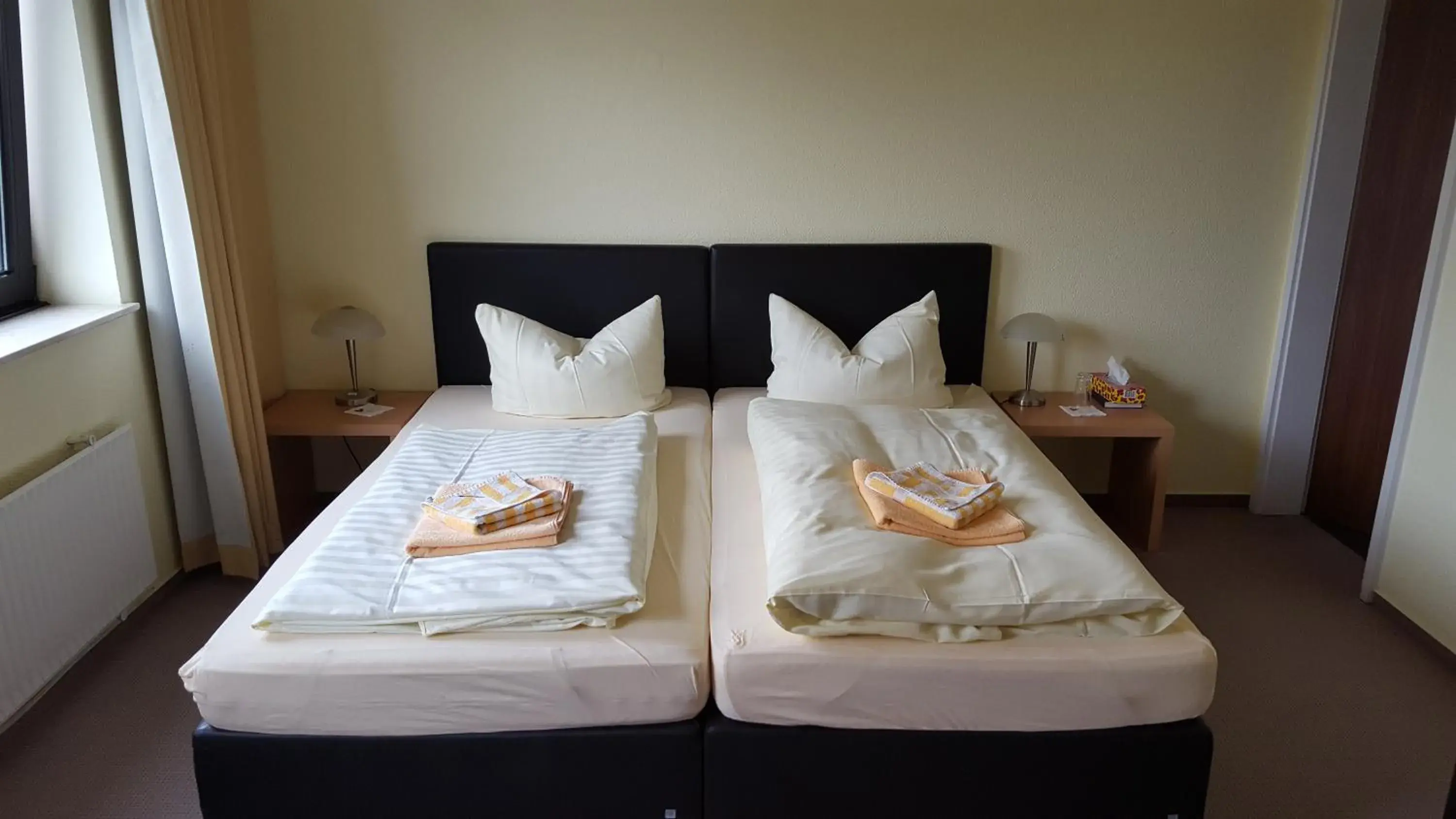 Standard Double Room - single occupancy in Hotel Brückentor Standard Double Room - single occupancy in Hotel Brückentor