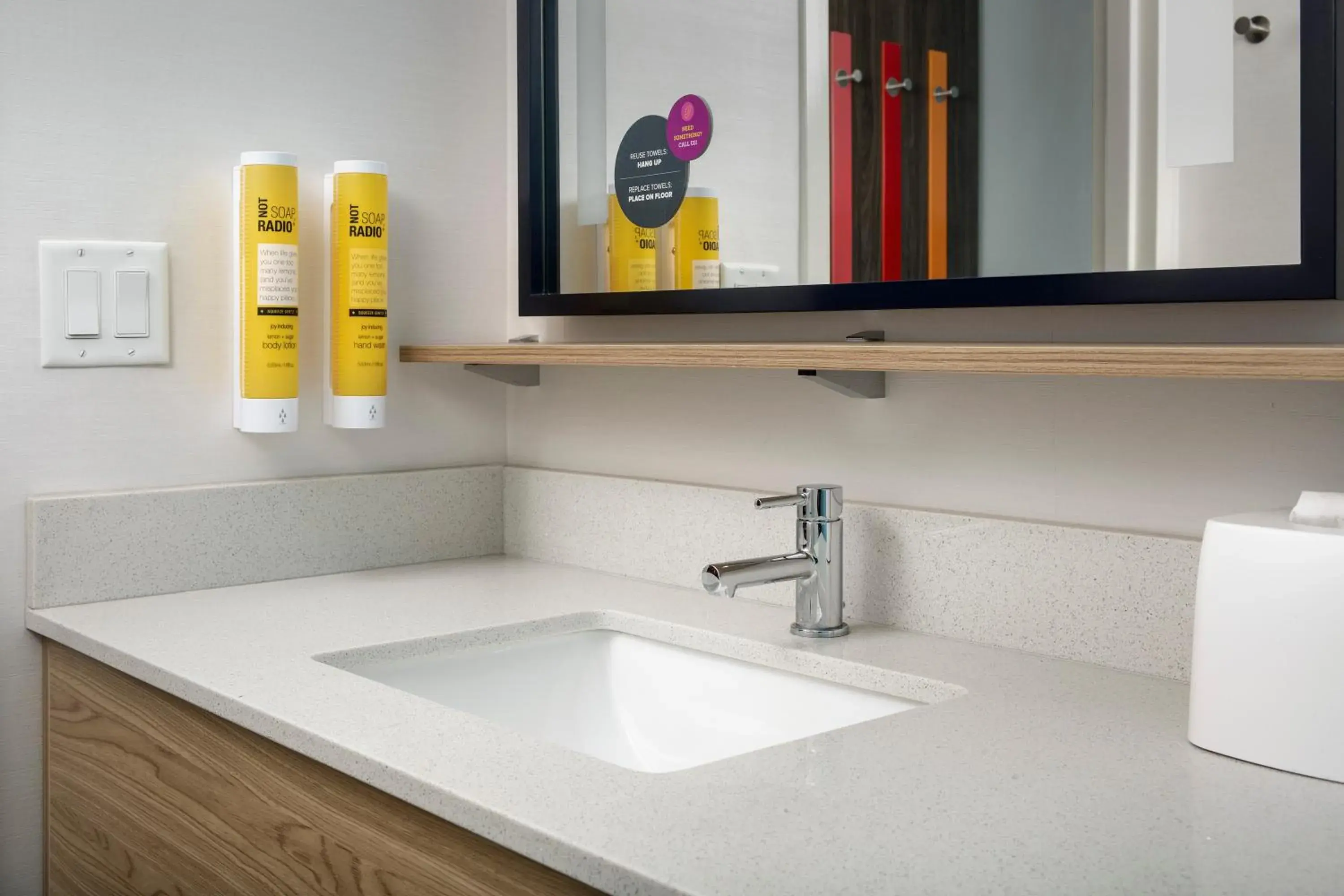 King Room - single occupancy - Hearing Access in Tru By Hilton Jacksonville Airport King Room - single occupancy - Hearing Access in Tru By Hilton Jacksonville Airport