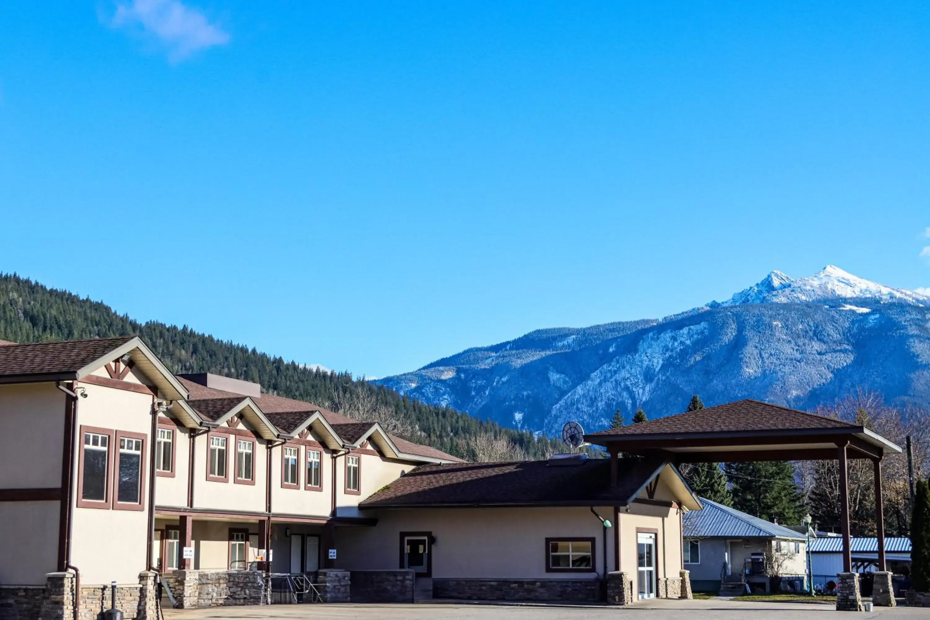 Northwinds Hotel Revelstoke Northwinds Hotel Revelstoke