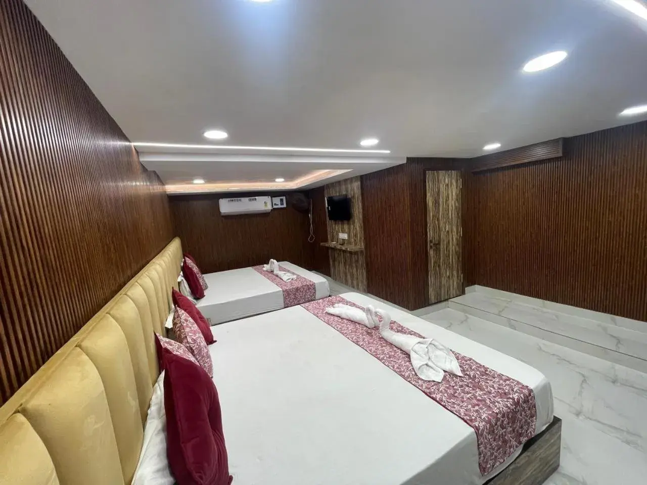 Deluxe Family Suite in HOTEL ROBIN Deluxe Family Suite in HOTEL ROBIN